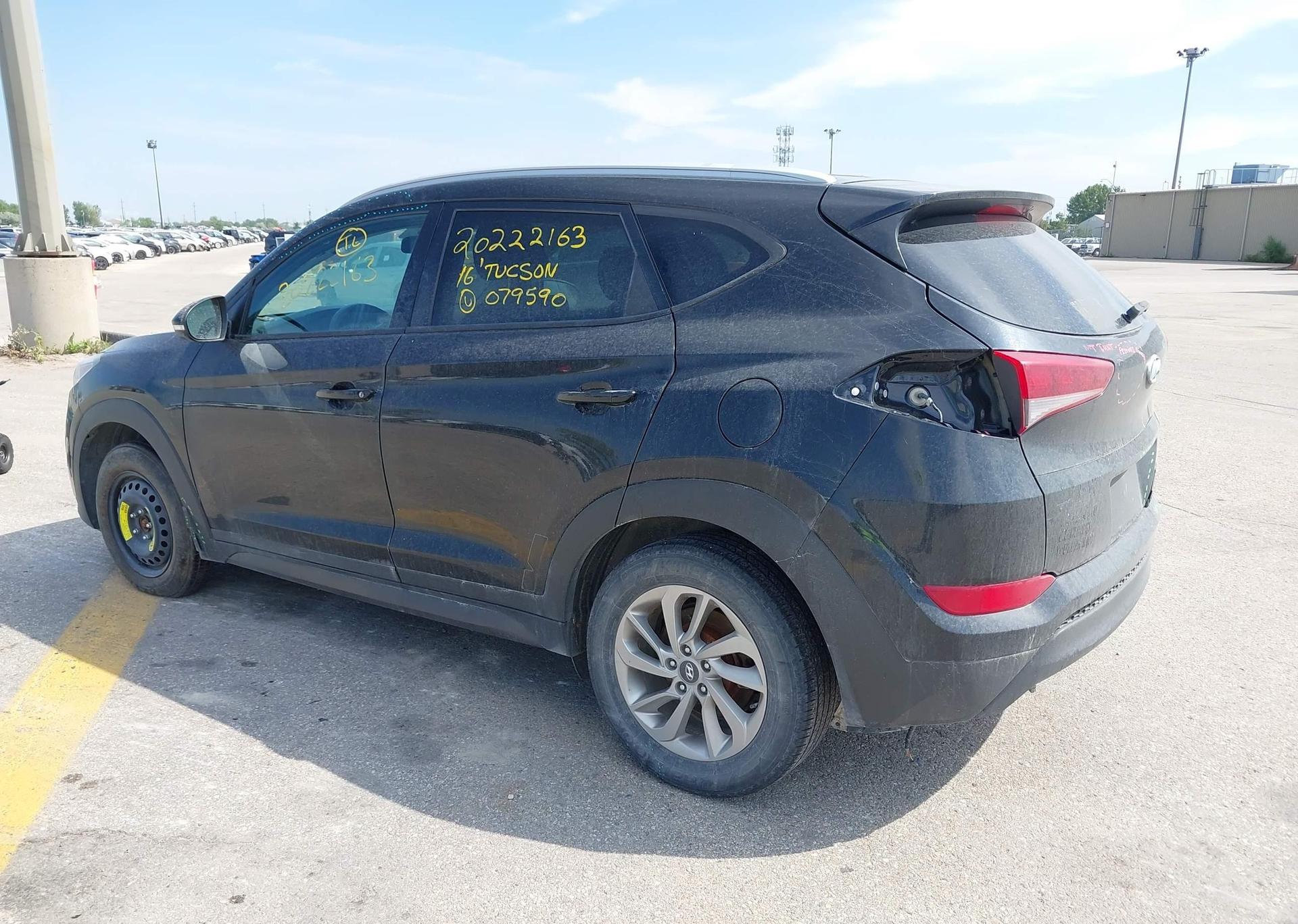 2016 HYUNDAI TUCSON