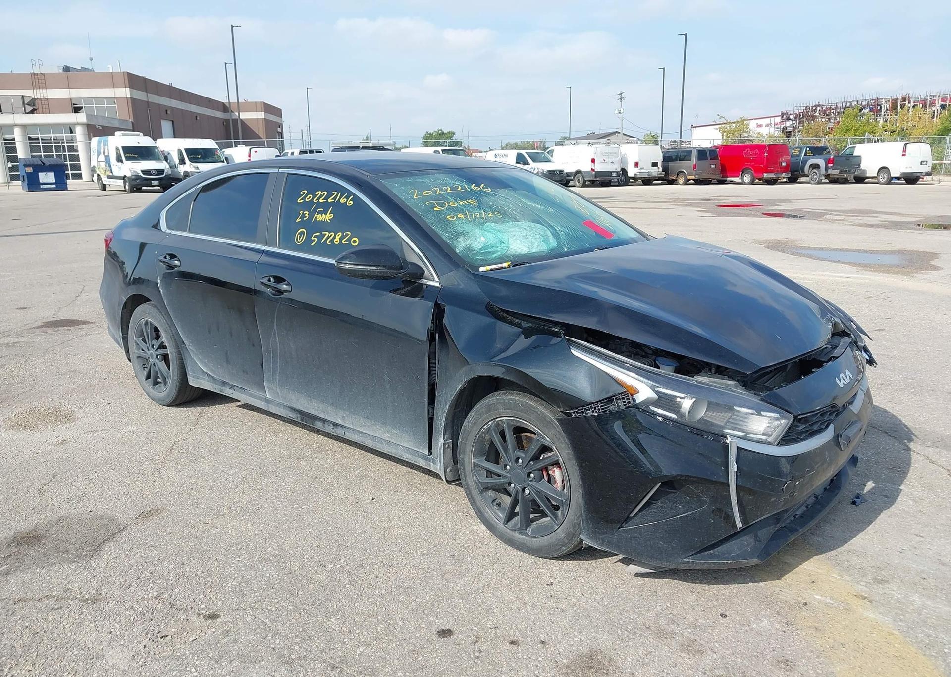 2023 KIA FORTE EX