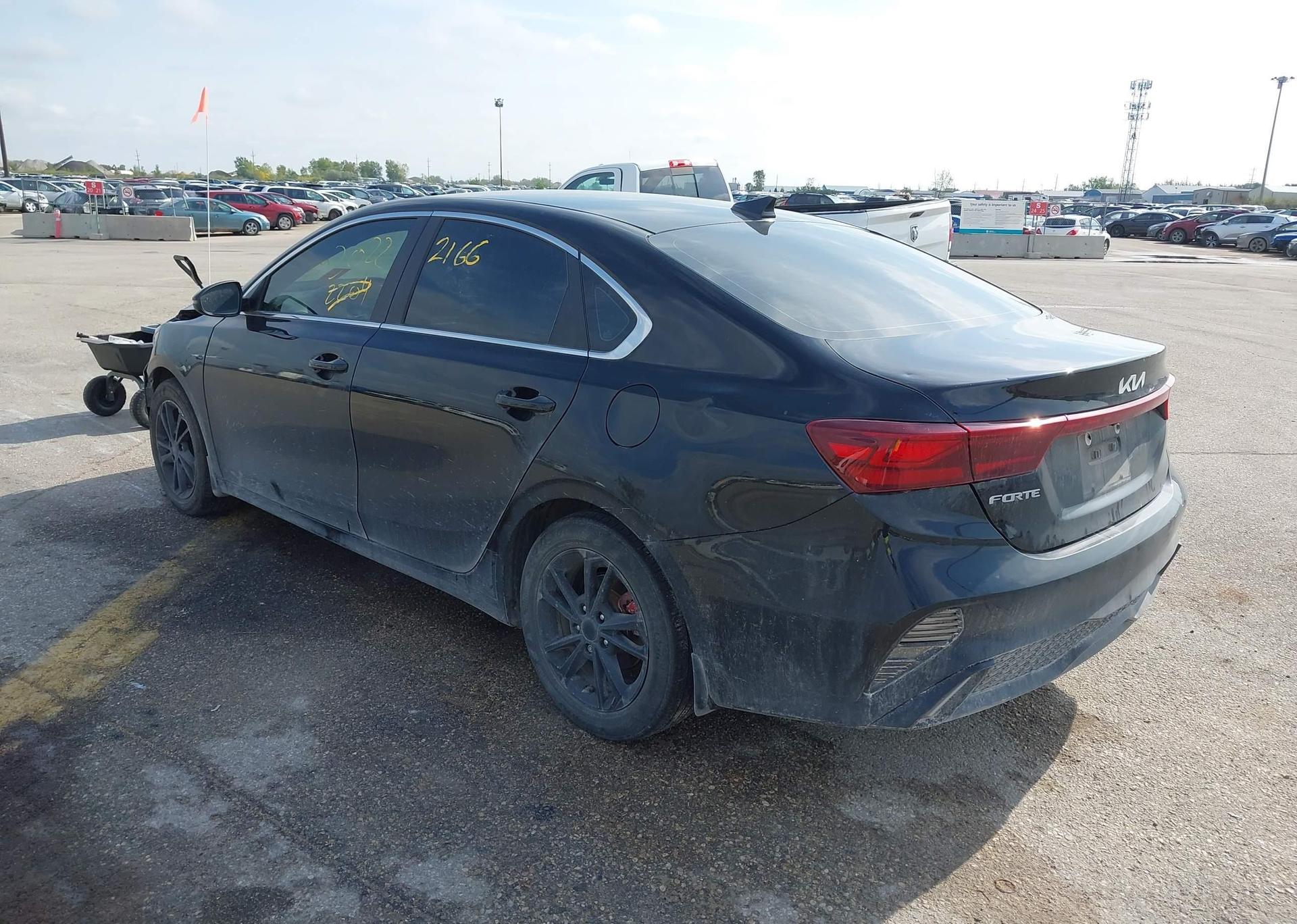 2023 KIA FORTE EX