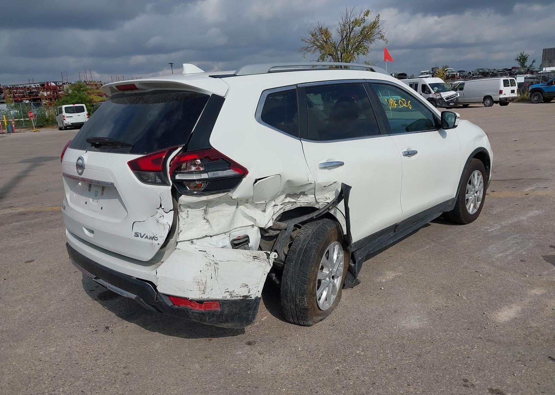 2018 NISSAN ROGUE SV