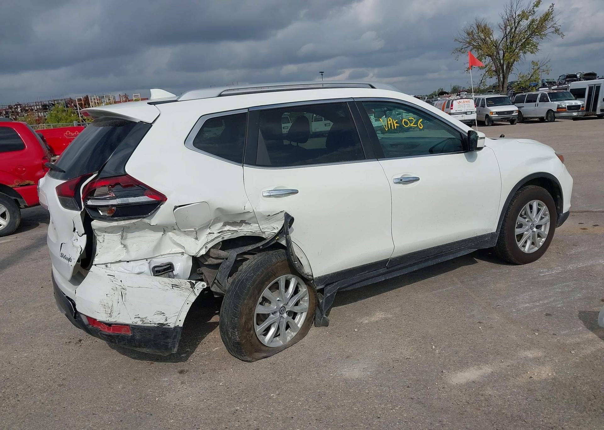 2018 NISSAN ROGUE SV