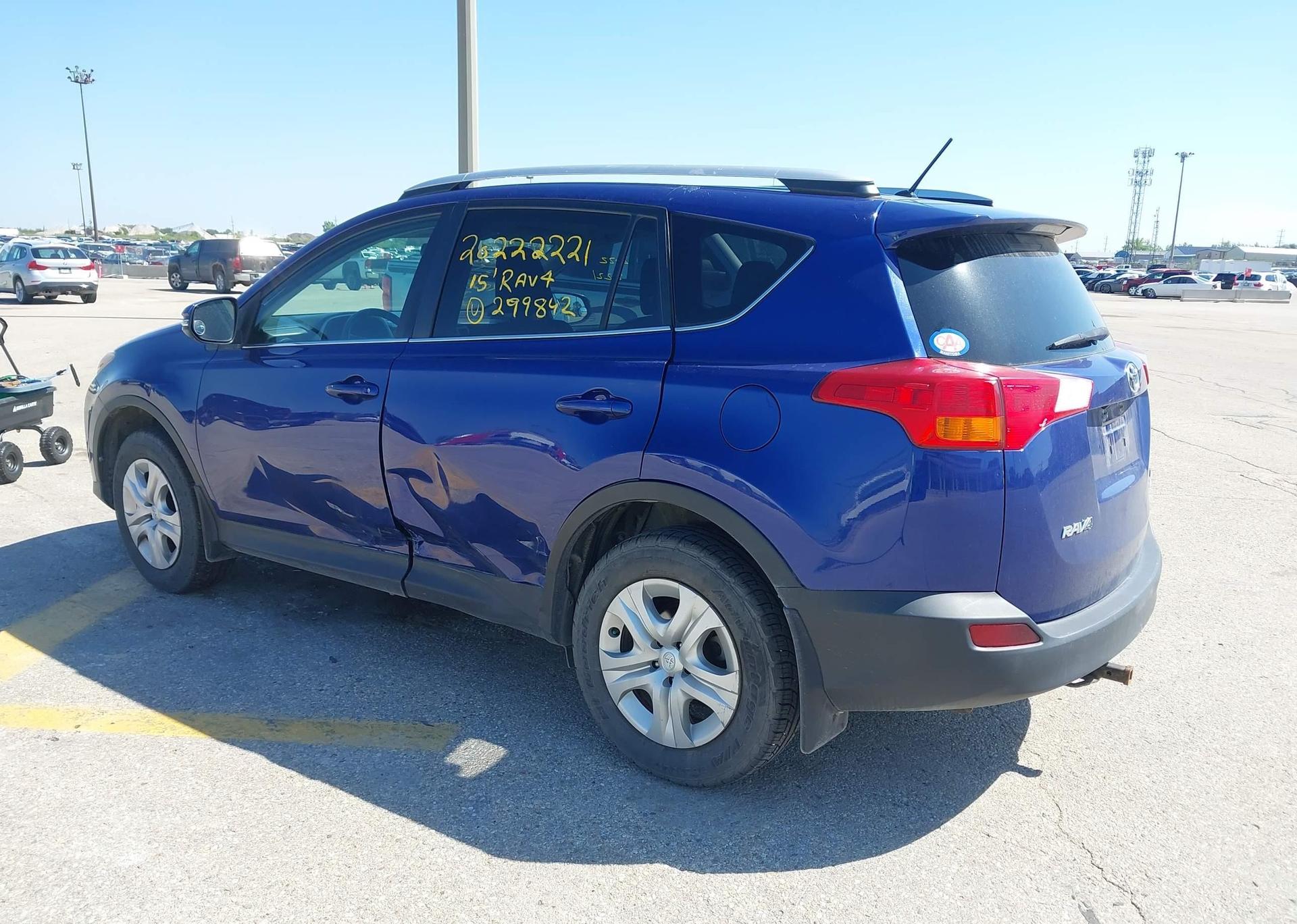 2015 TOYOTA RAV4 LE