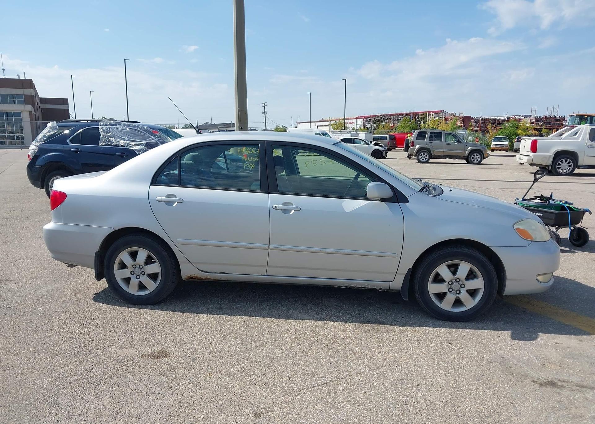 2006 TOYOTA COROLLA LE