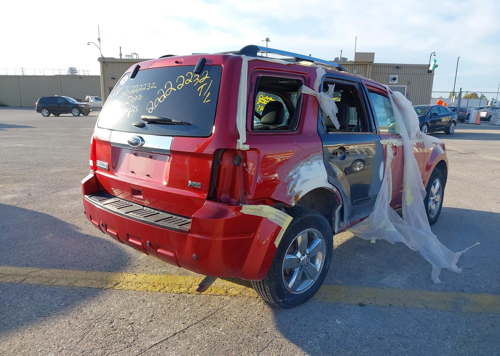 2012 FORD ESCAPE LIMITED V6