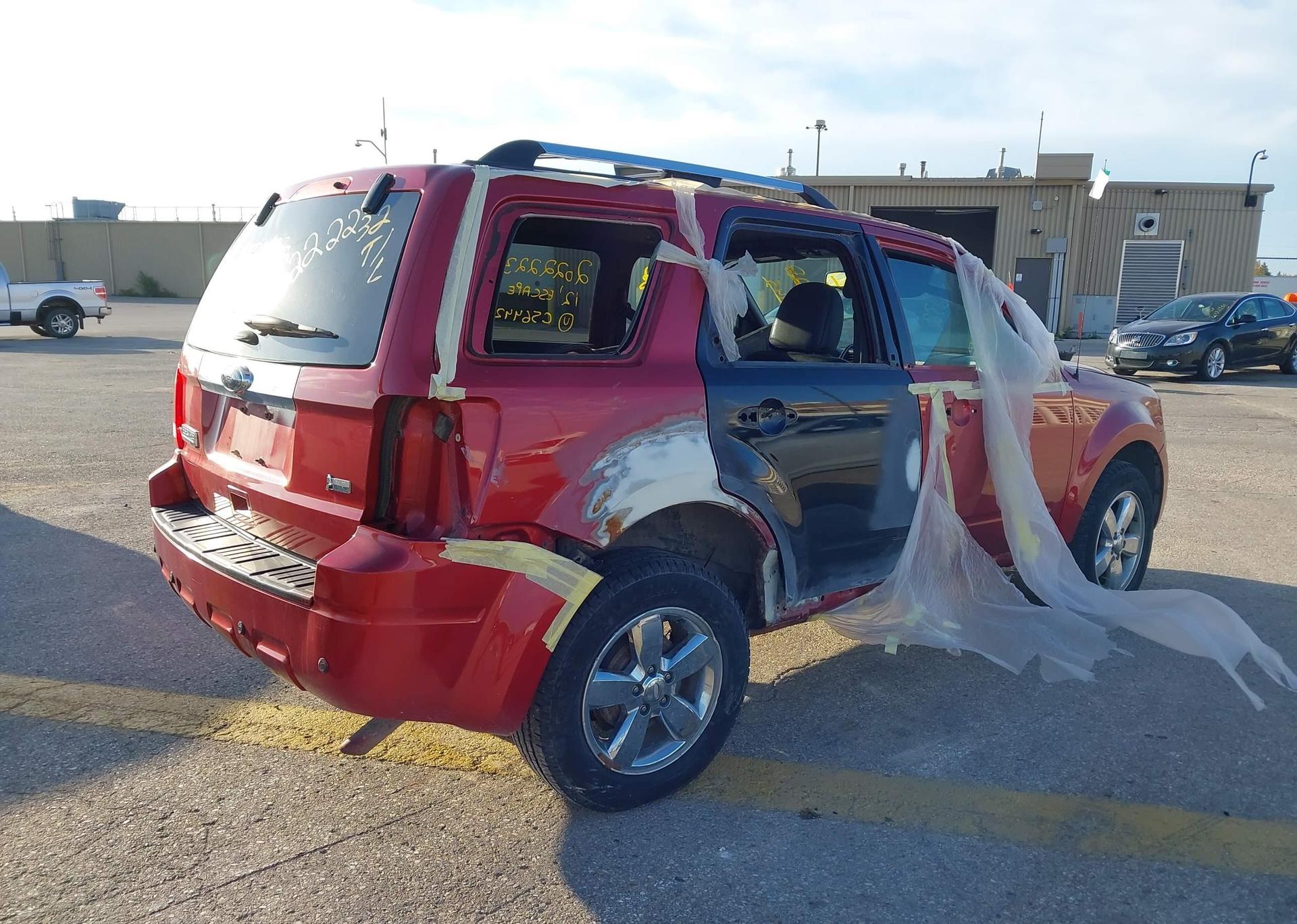 2012 FORD ESCAPE LIMITED V6
