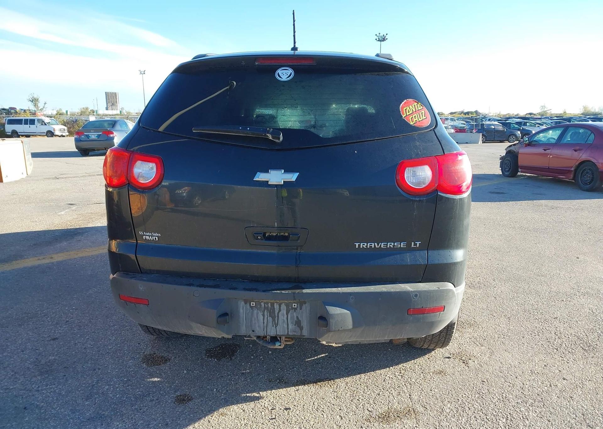 2010 CHEVROLET TRAVERSE LT