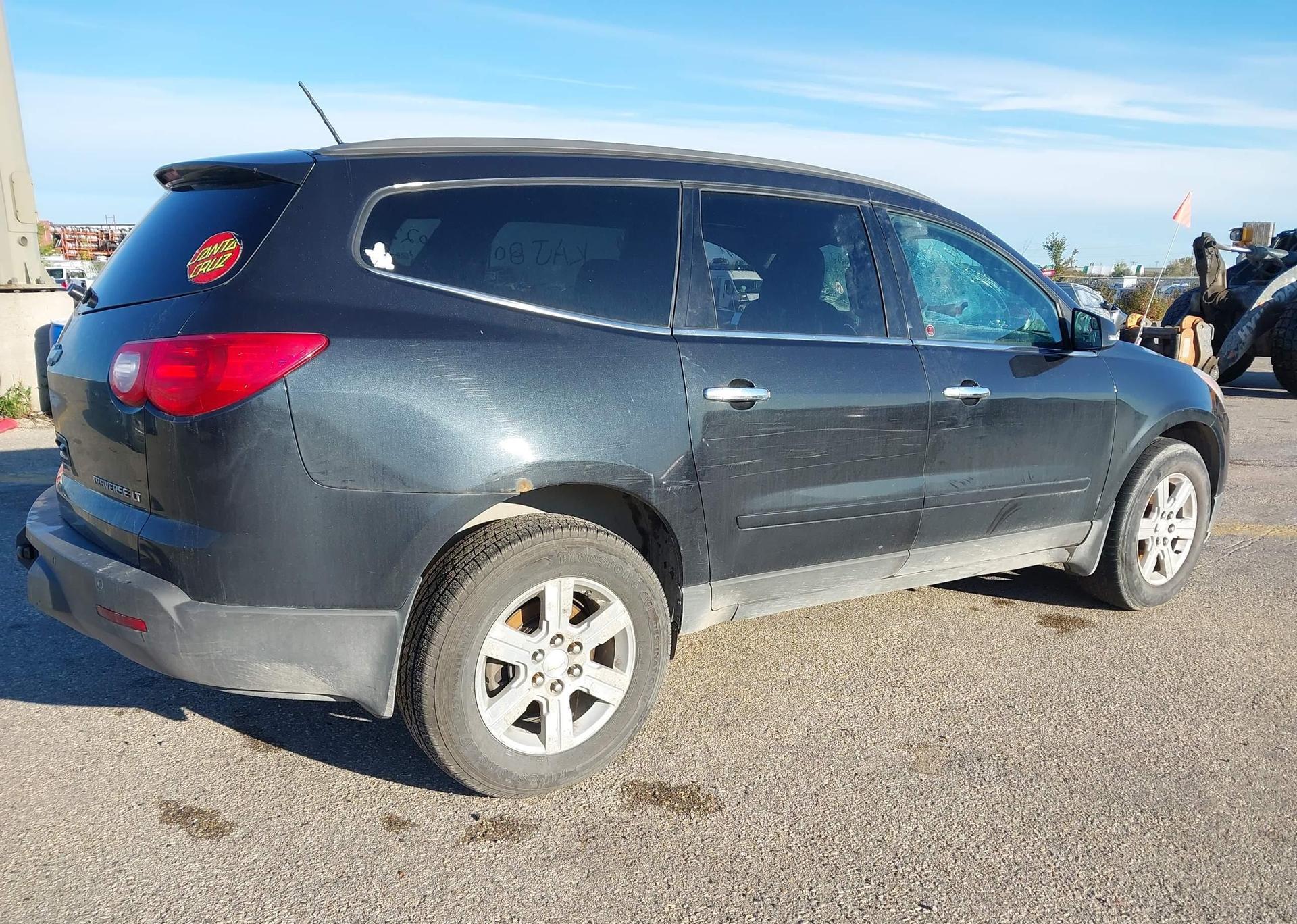 2010 CHEVROLET TRAVERSE LT