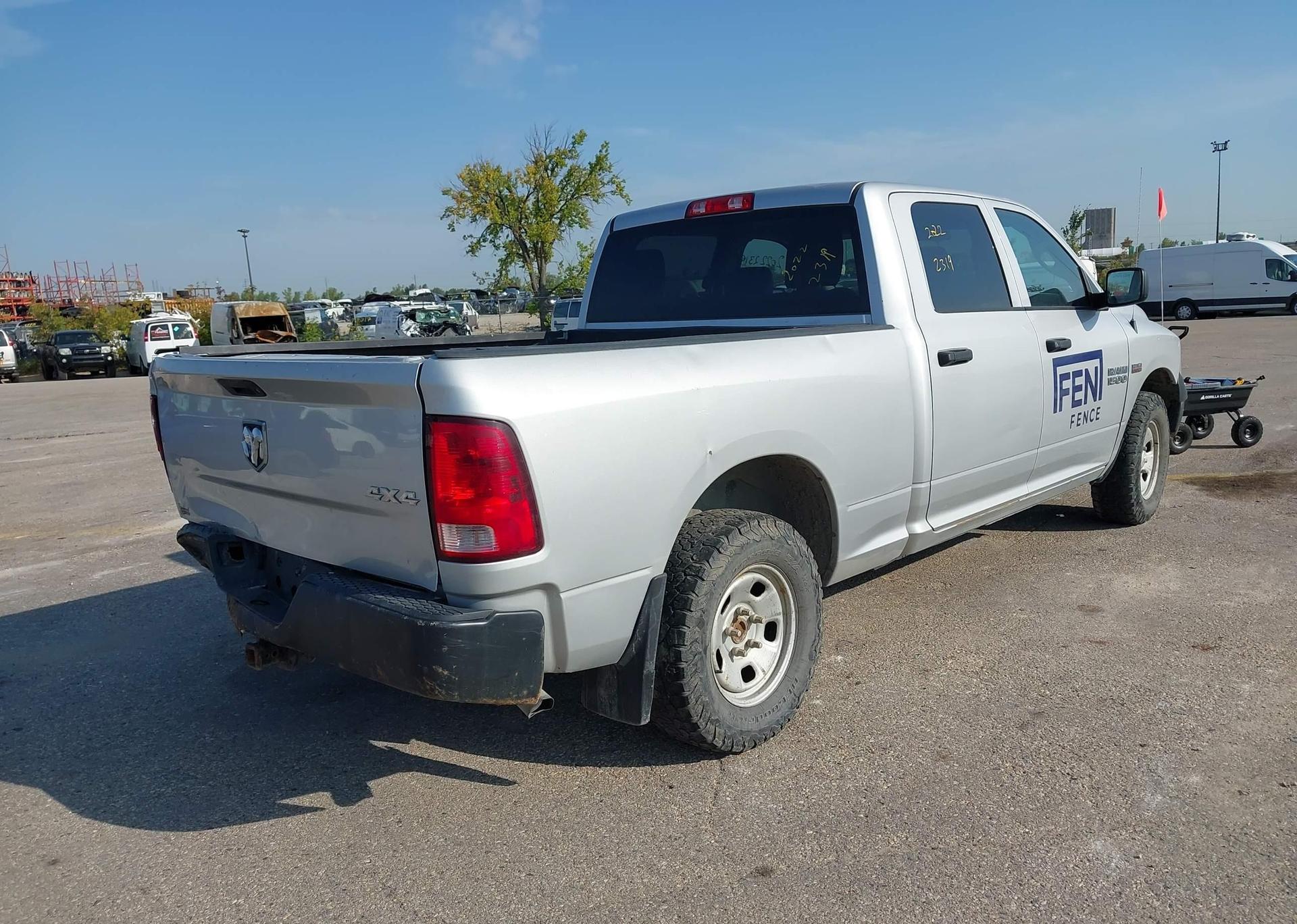 2017 DODGE RAM 1500 SLT CREW CAB
