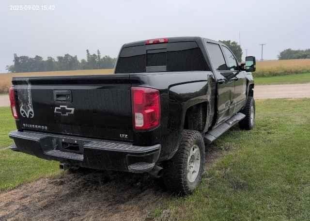 2017 CHEVROLET SILVERADO 1500 LTZ CREW CAB