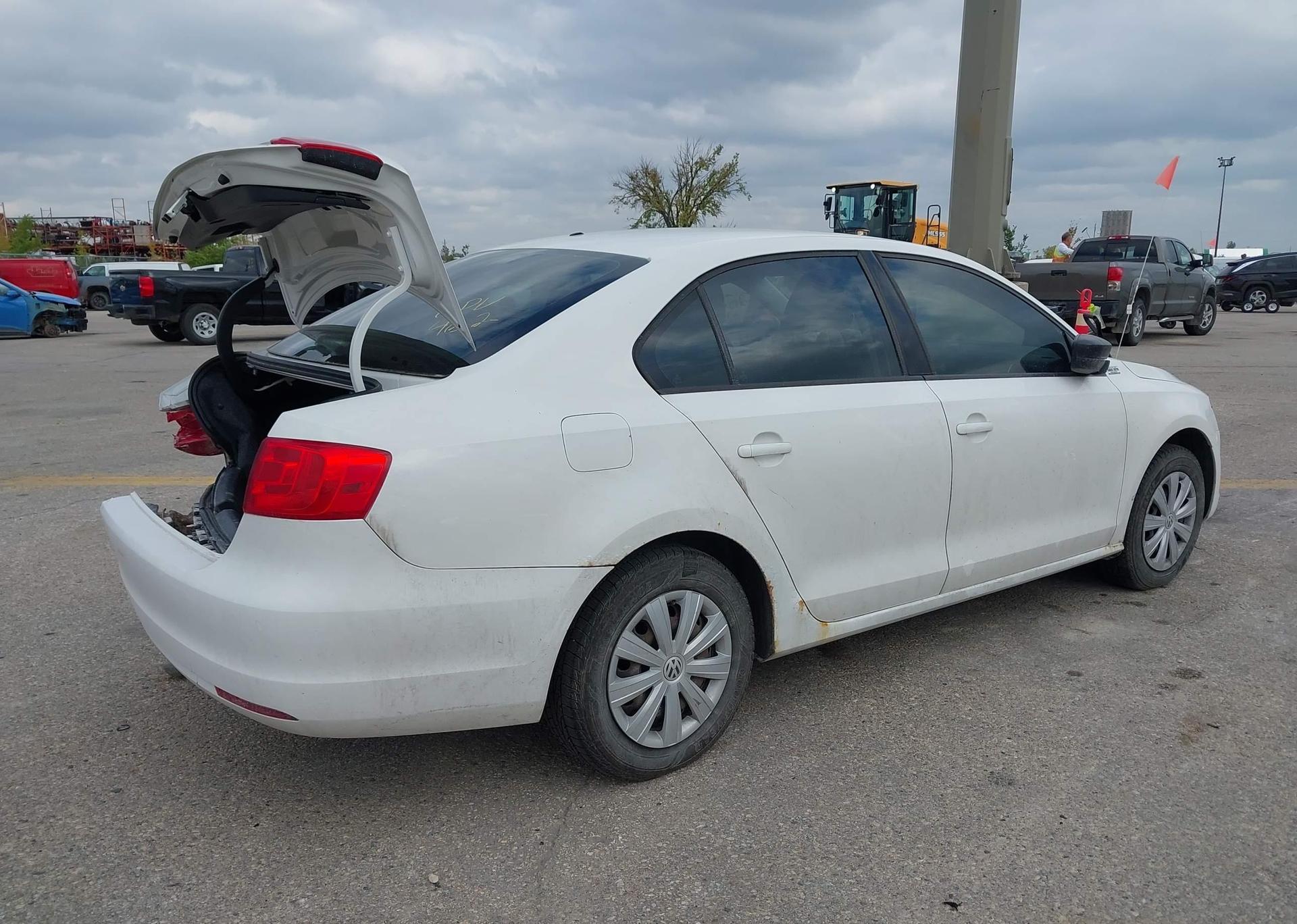2012 VOLKSWAGEN JETTA 2.0