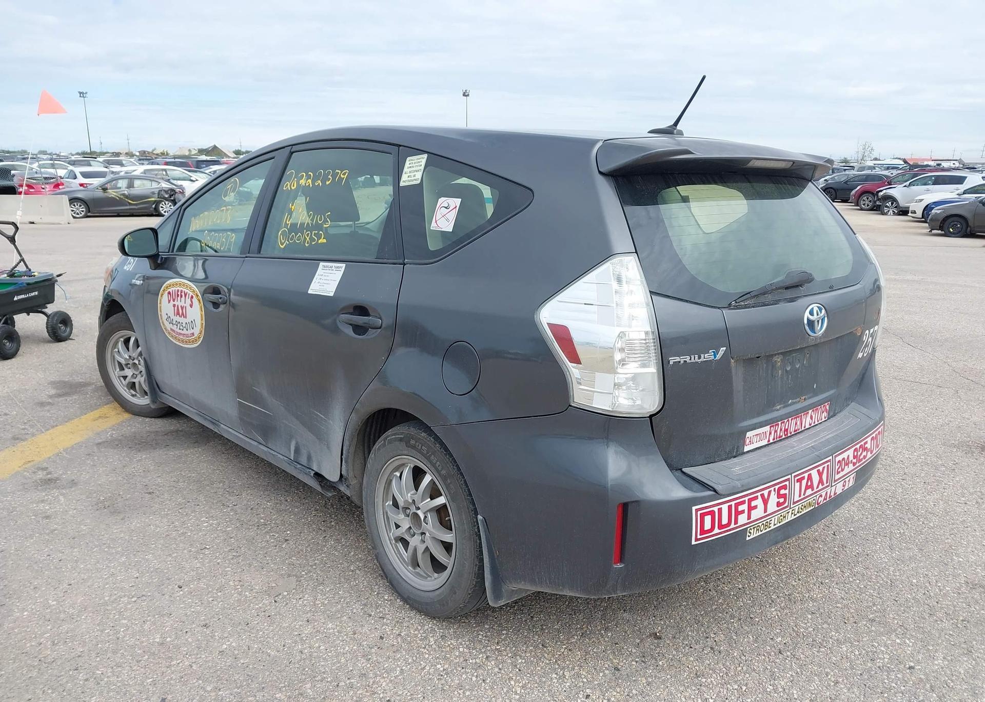 2014 TOYOTA PRIUS V