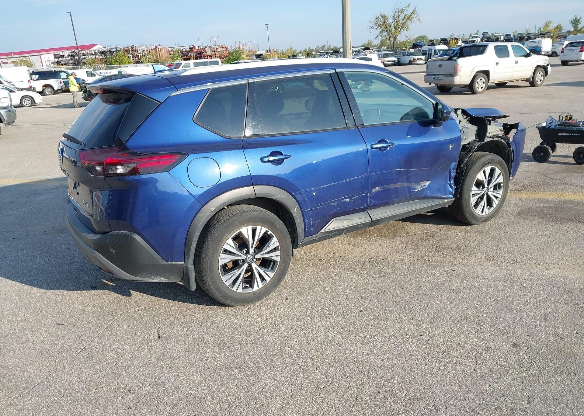 2021 NISSAN ROGUE SV