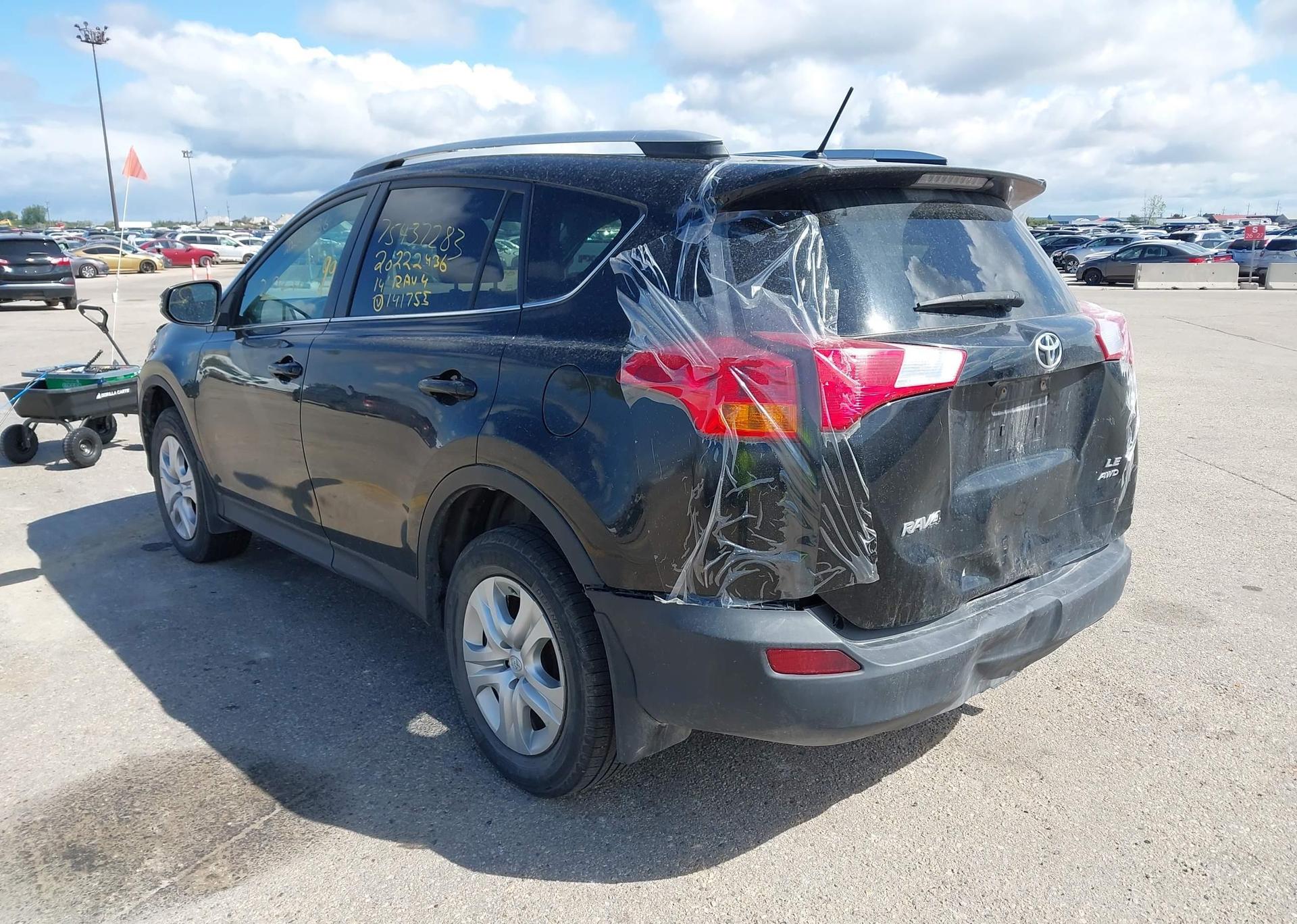 2014 TOYOTA RAV4 LE