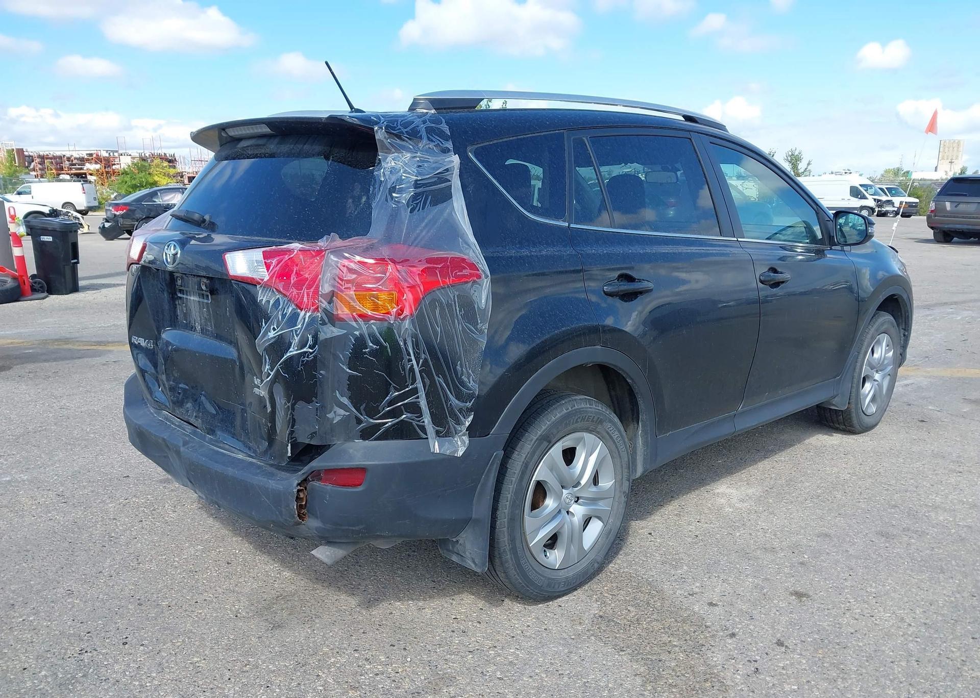 2014 TOYOTA RAV4 LE