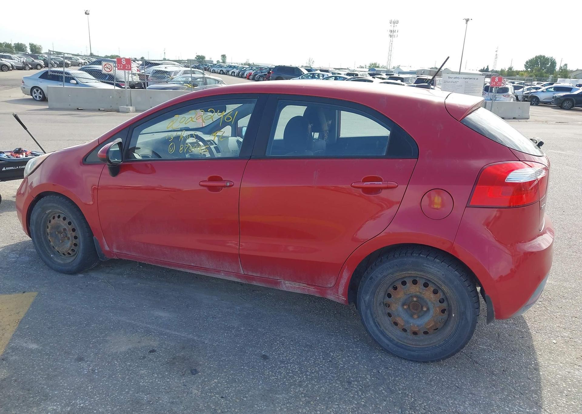 2013 KIA RIO5 LX+