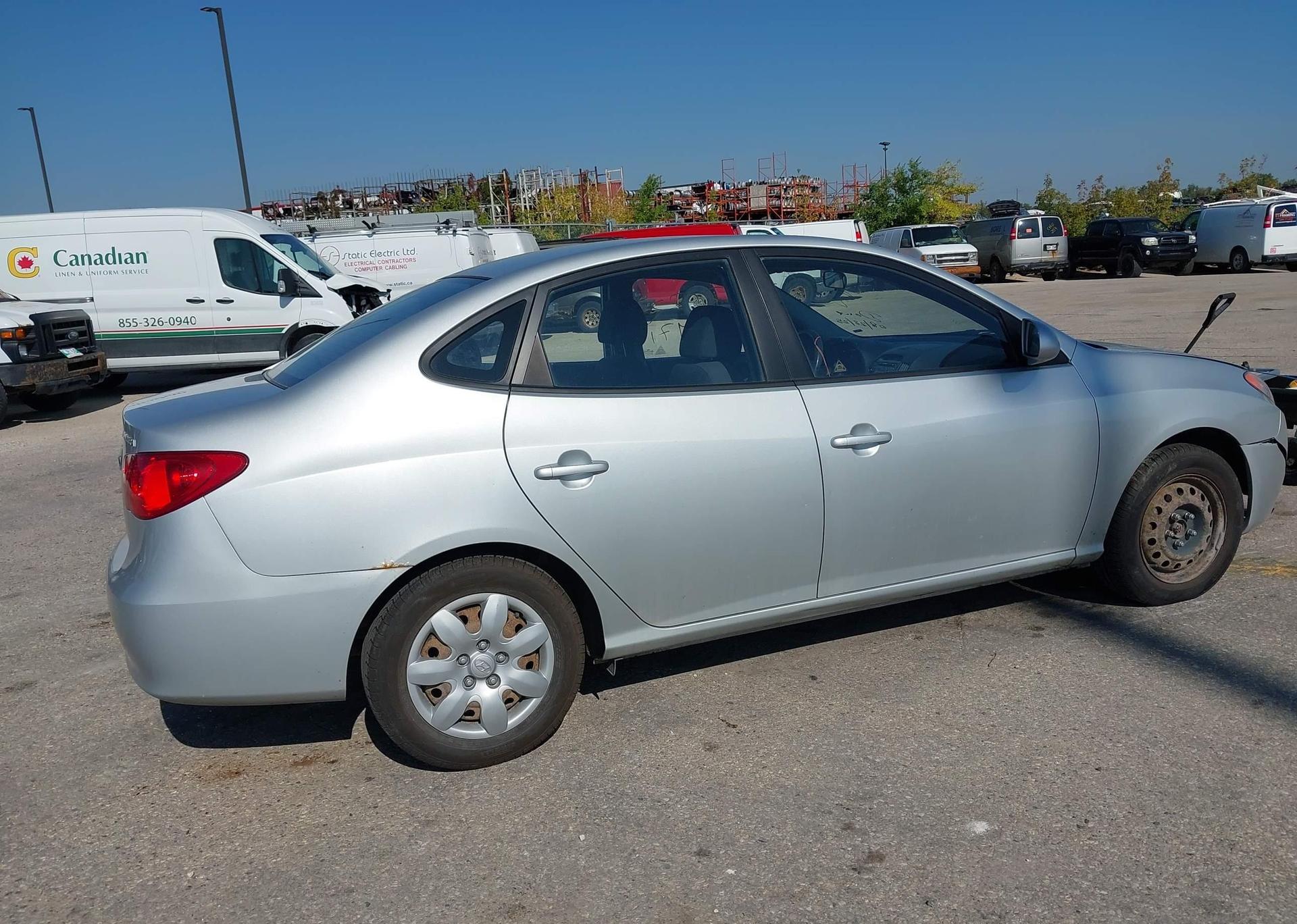 2010 HYUNDAI ELANTRA GL