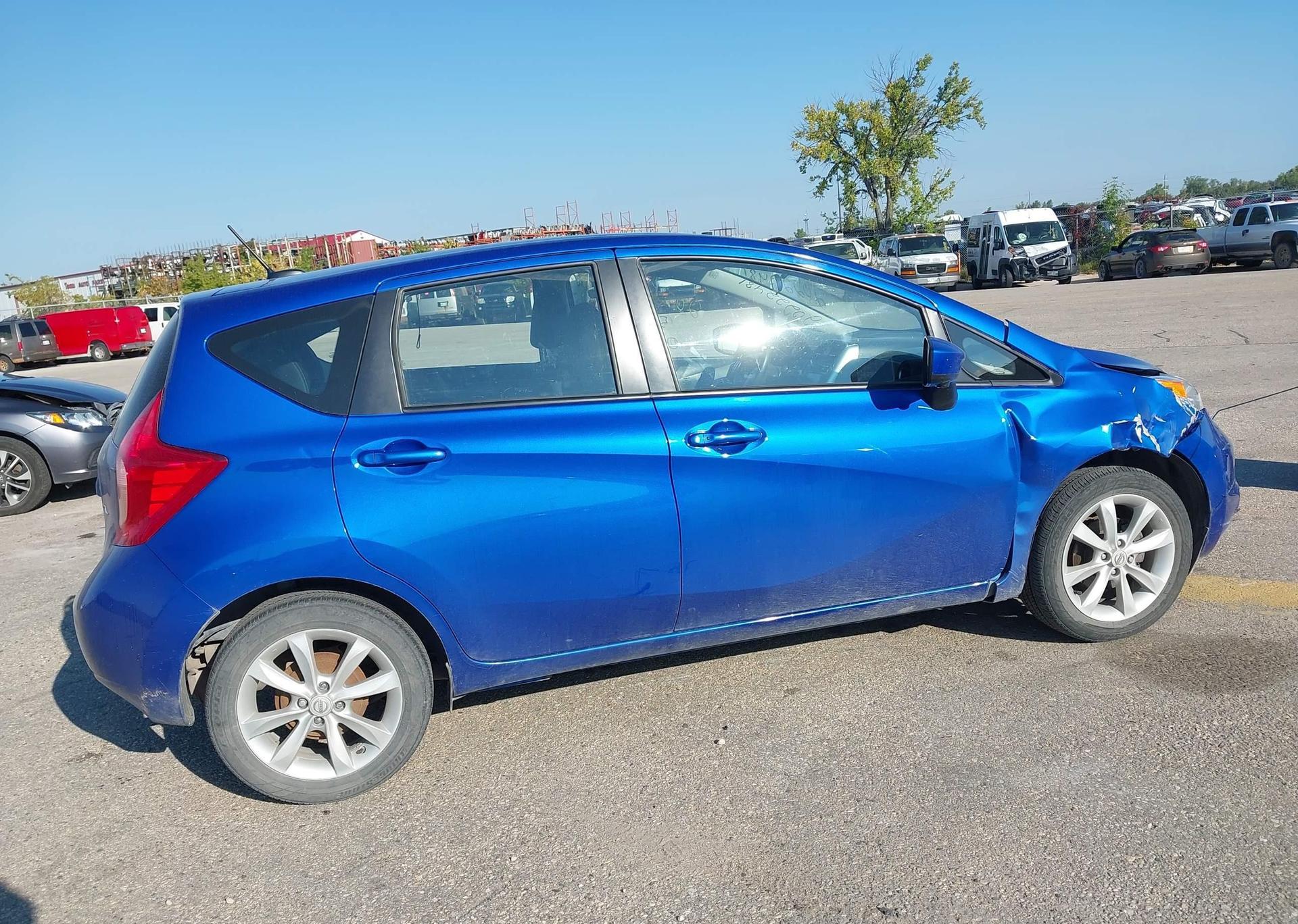 2015 NISSAN VERSA NOTE SV