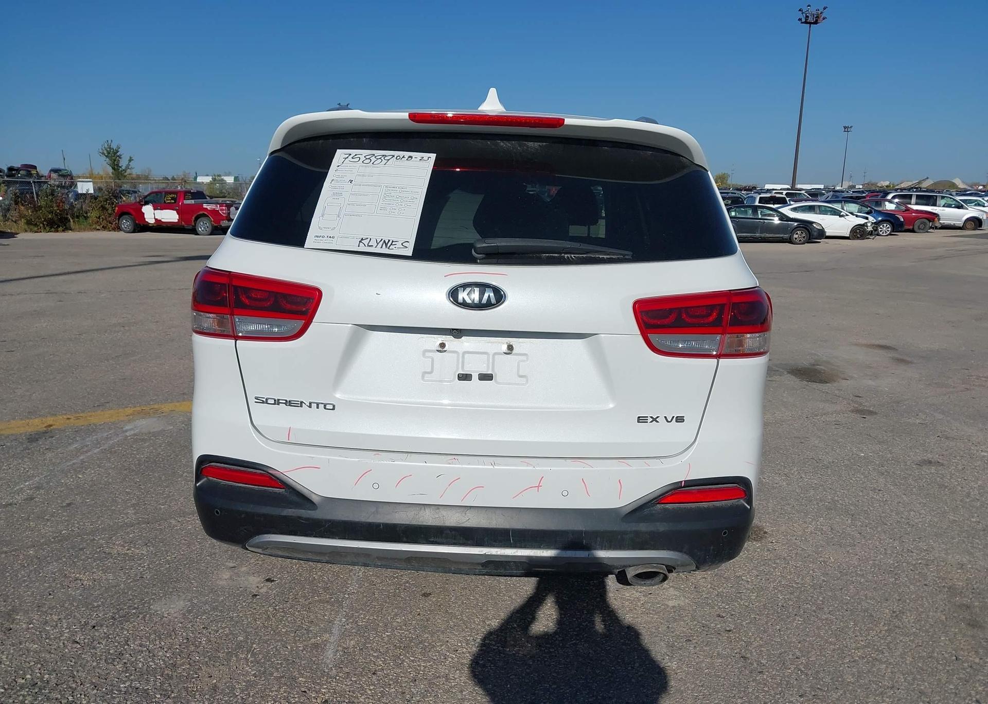 2018 KIA SORENTO EX V6