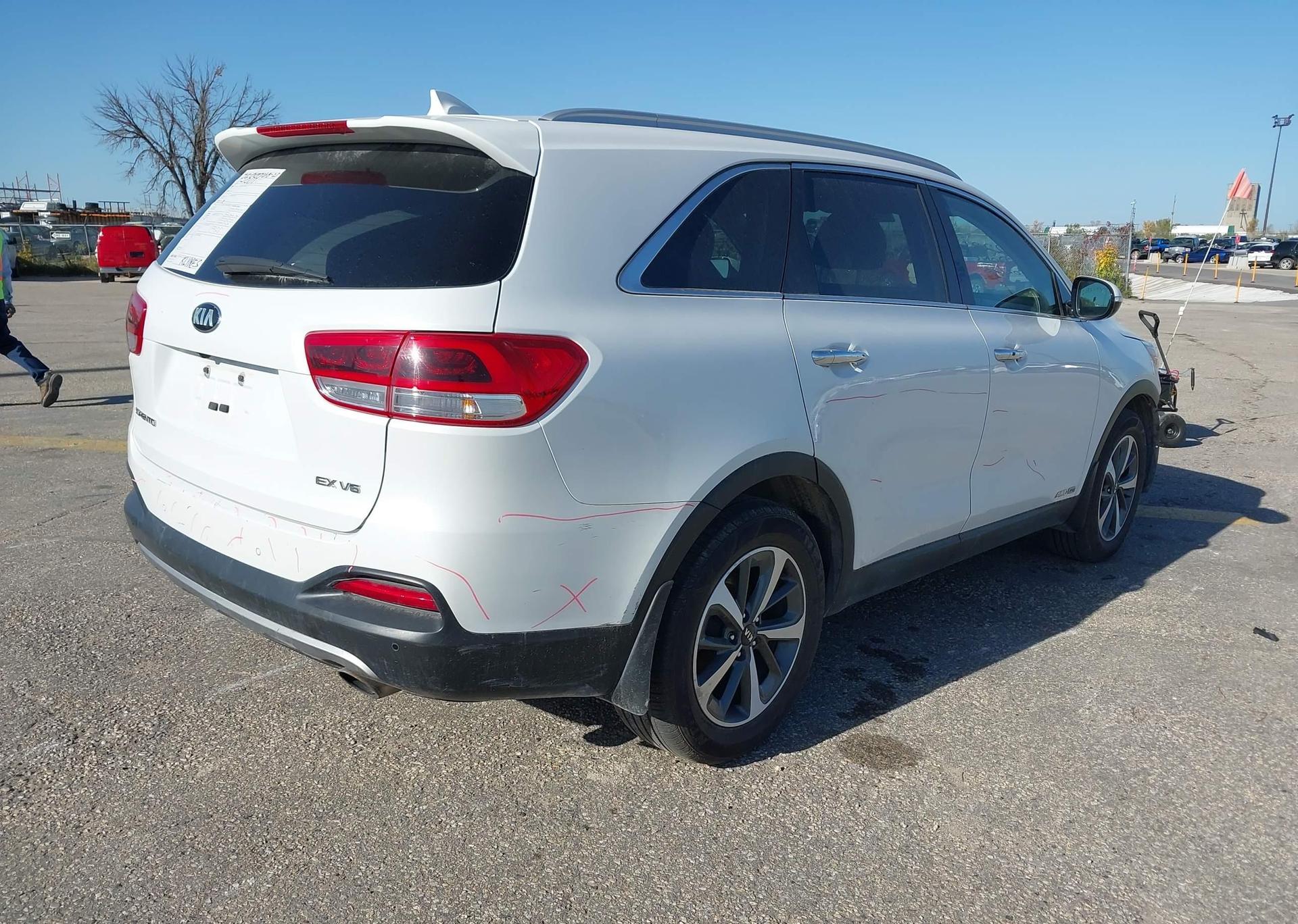 2018 KIA SORENTO EX V6