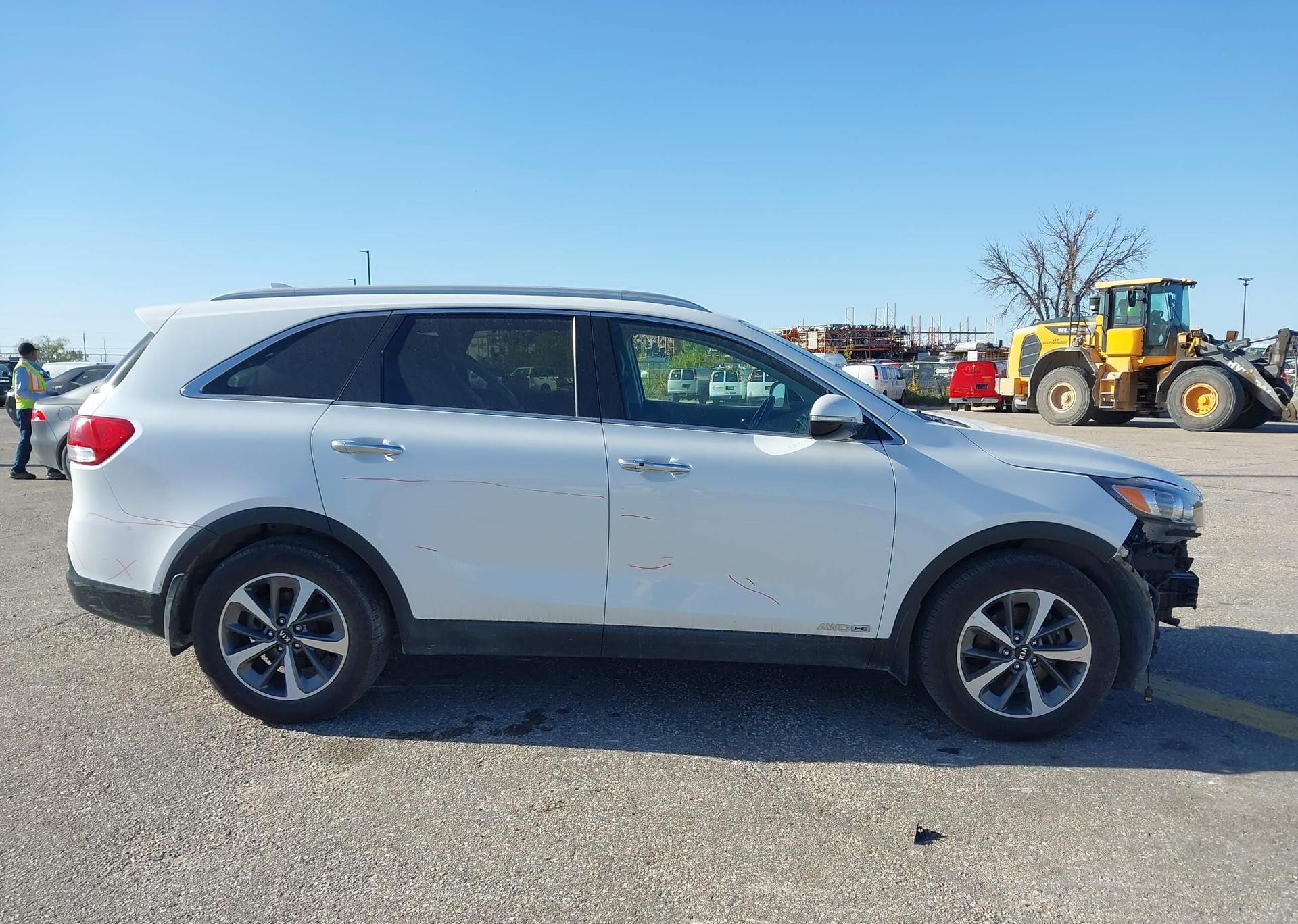 2018 KIA SORENTO EX V6