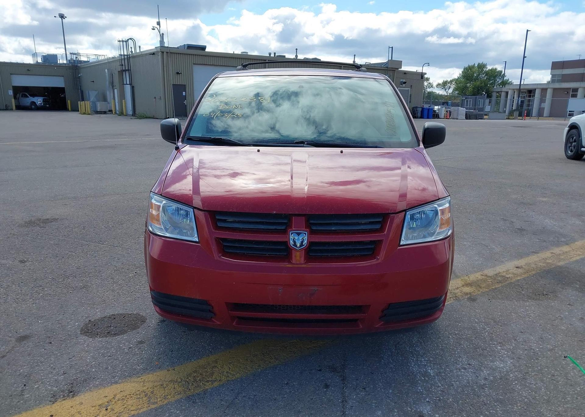 2010 DODGE GRAND CARAVAN SE