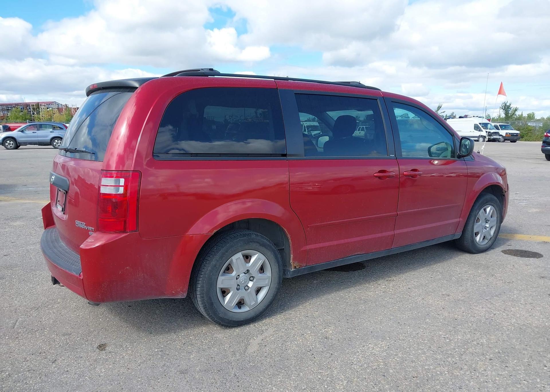 2010 DODGE GRAND CARAVAN SE
