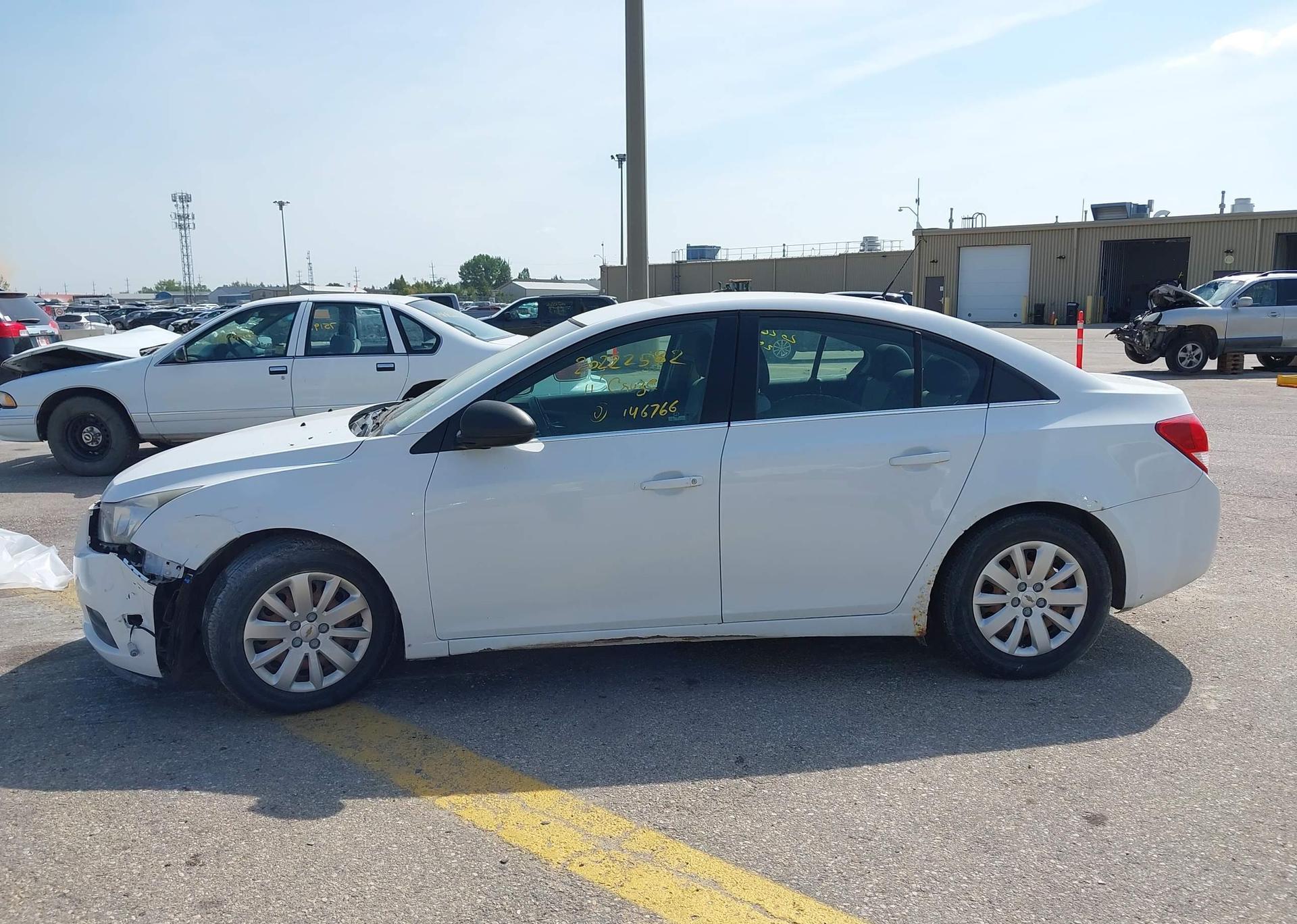 2011 CHEVROLET CRUZE LS