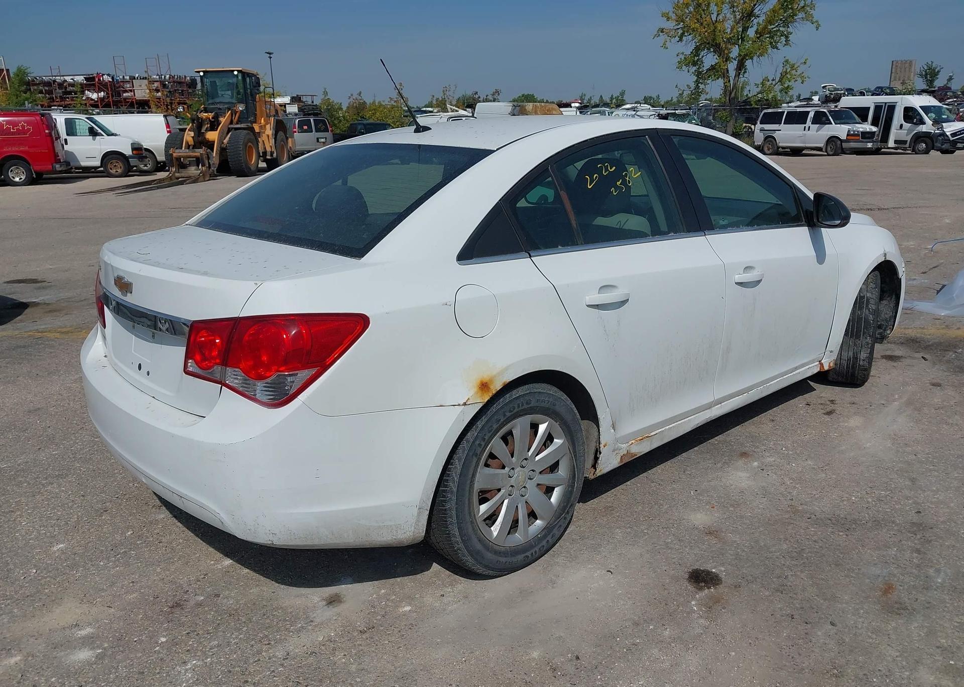 2011 CHEVROLET CRUZE LS