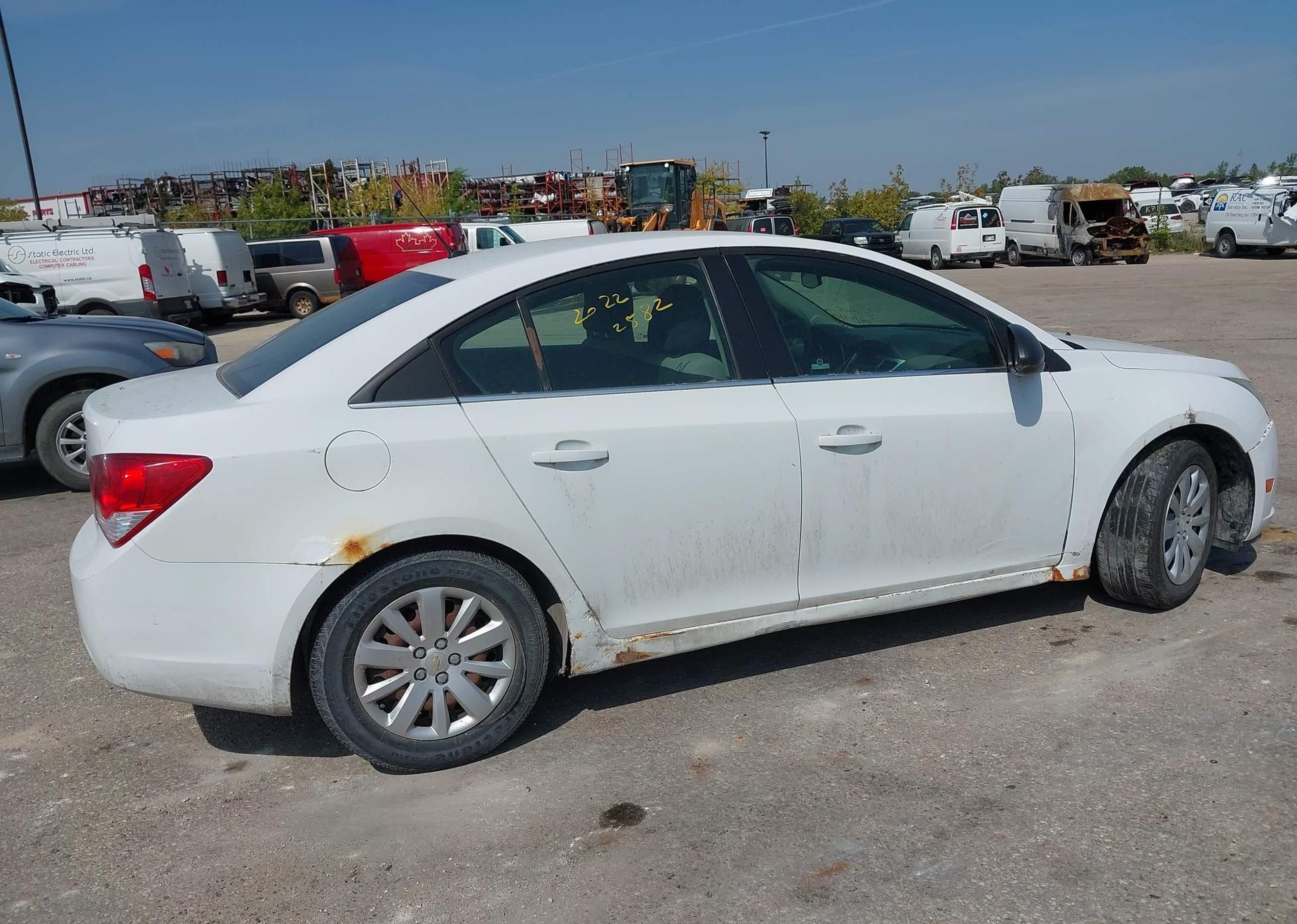2011 CHEVROLET CRUZE LS
