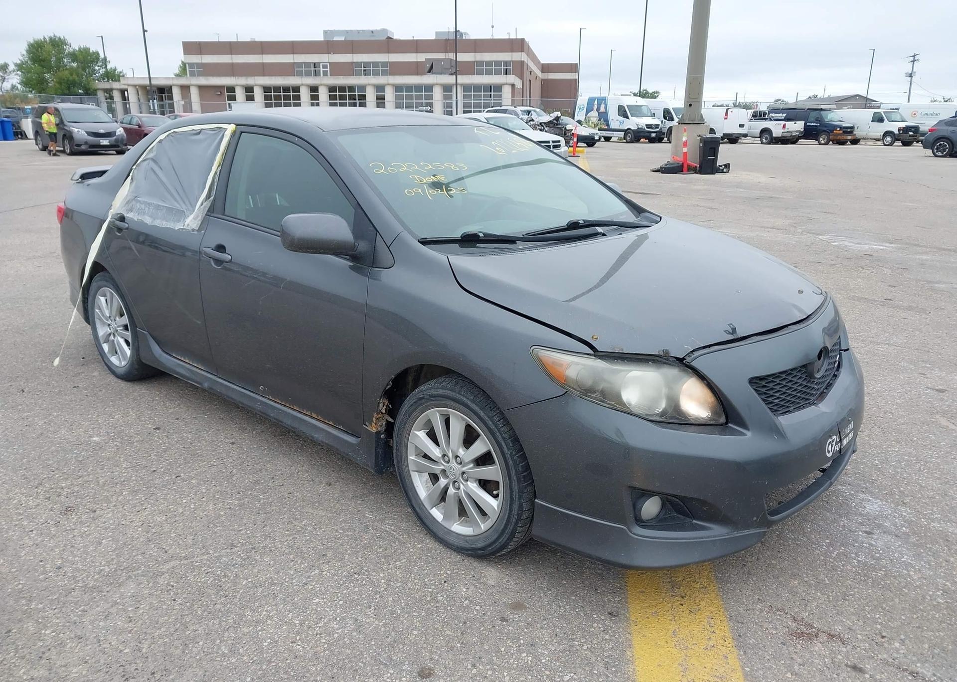 2010 TOYOTA COROLLA LE