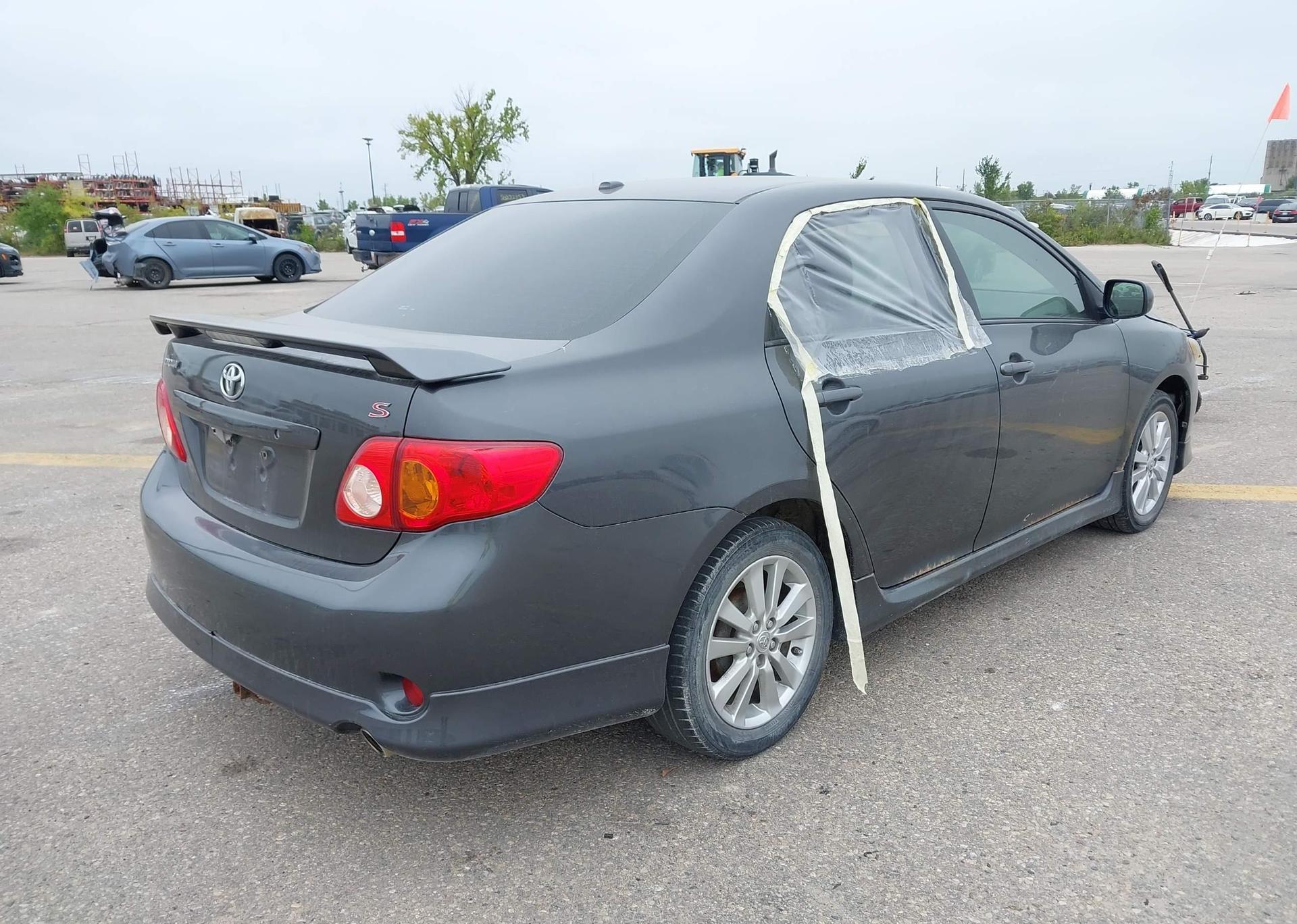2010 TOYOTA COROLLA LE