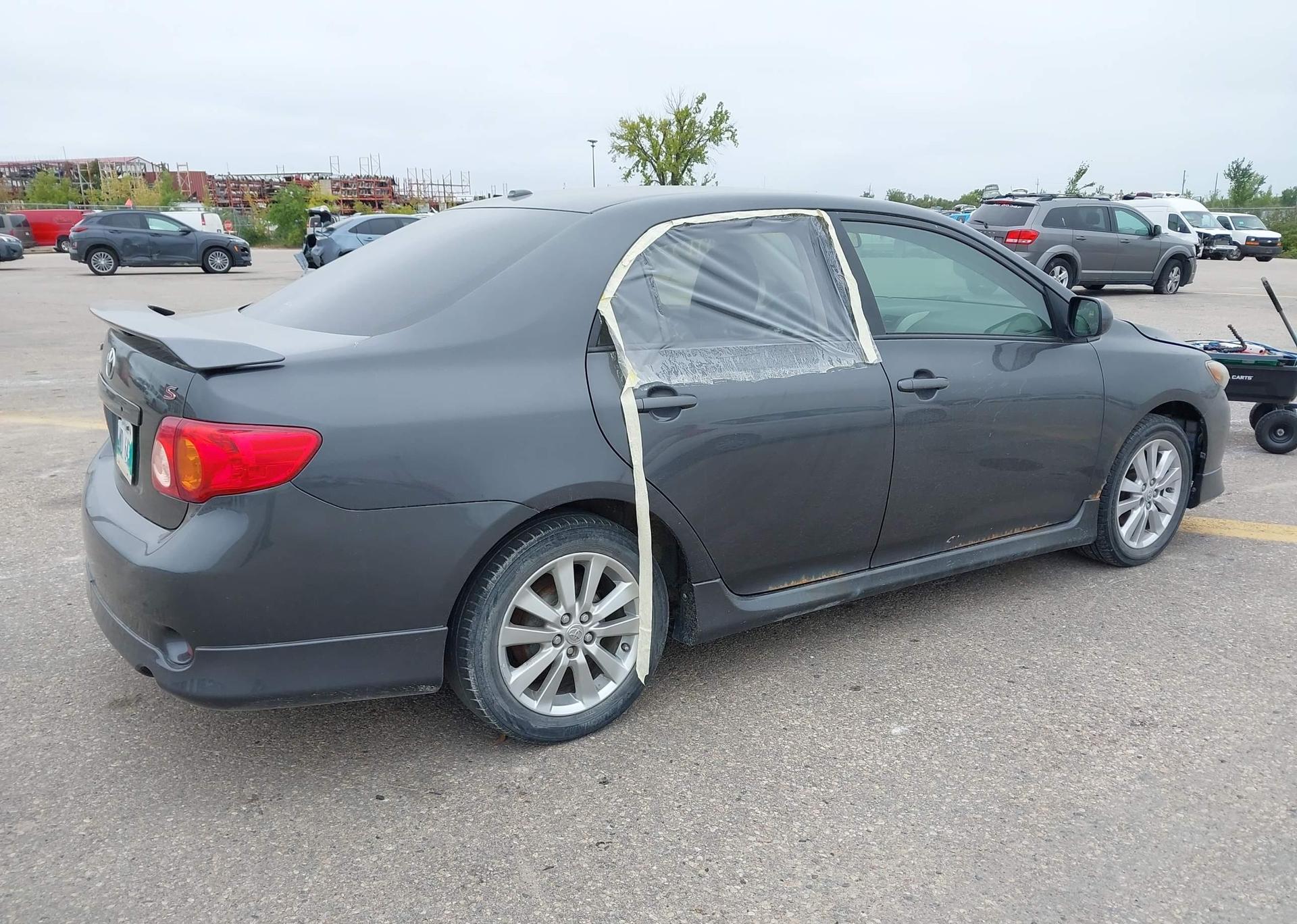 2010 TOYOTA COROLLA LE
