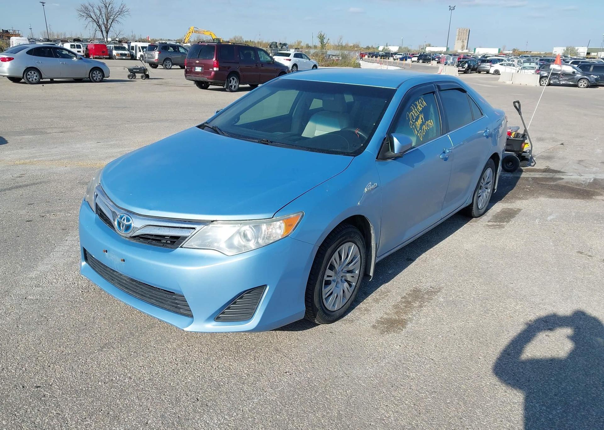 2012 TOYOTA CAMRY LE HYBRID