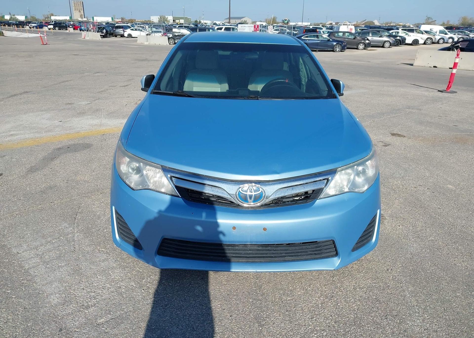 2012 TOYOTA CAMRY LE HYBRID