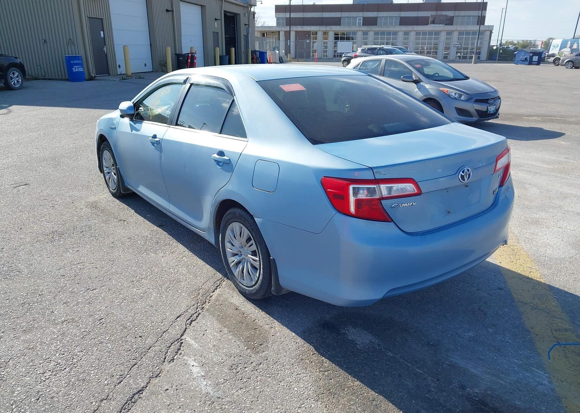 2012 TOYOTA CAMRY LE HYBRID