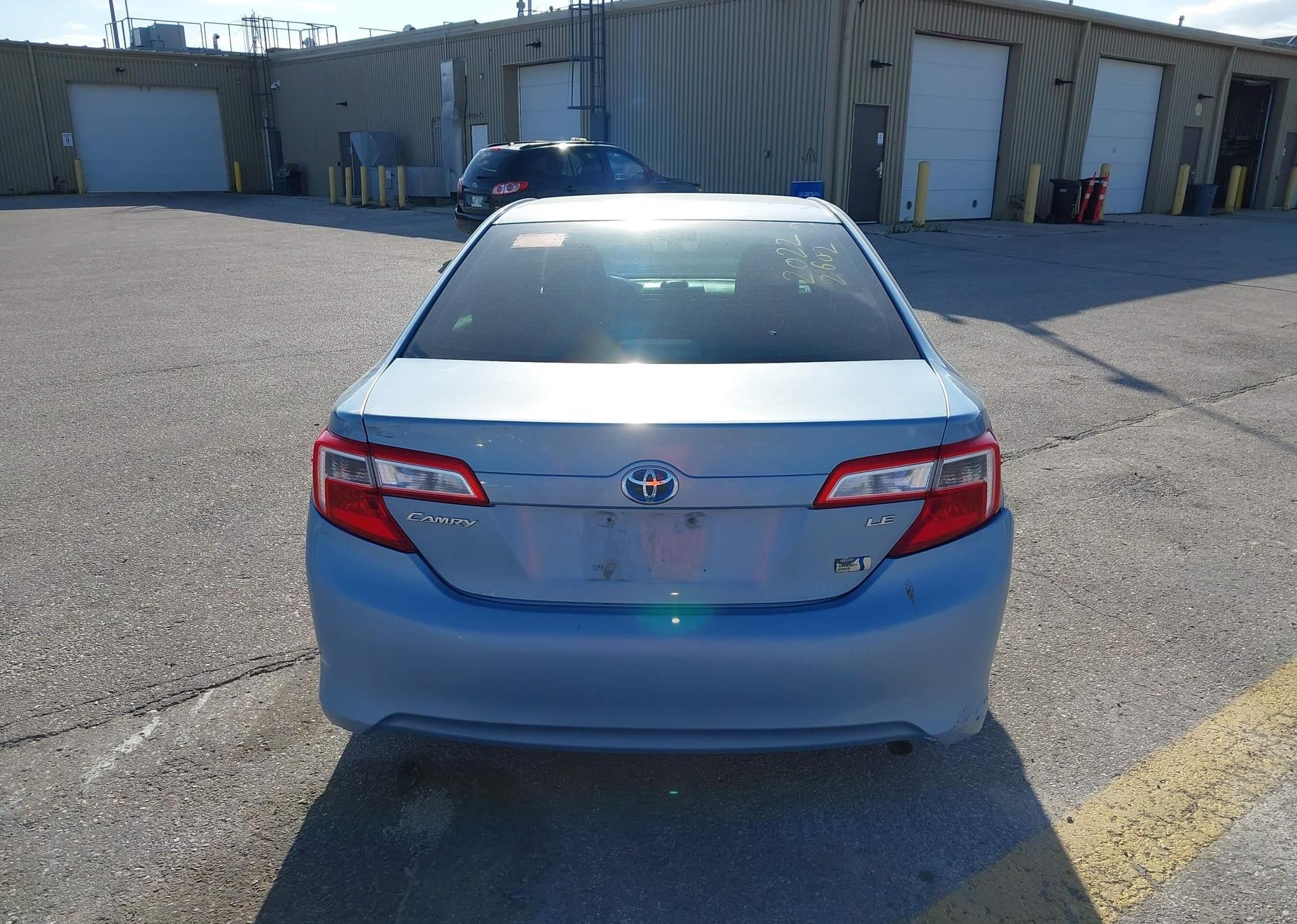 2012 TOYOTA CAMRY LE HYBRID