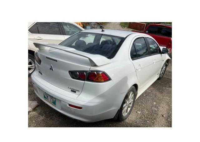 2015 MITSUBISHI lancer se