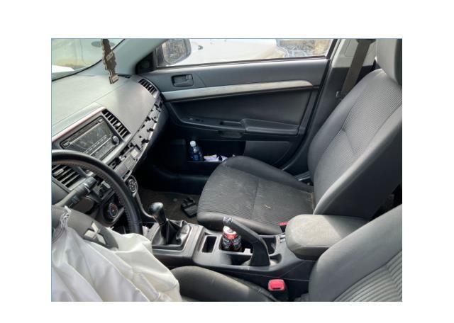 2015 MITSUBISHI lancer se