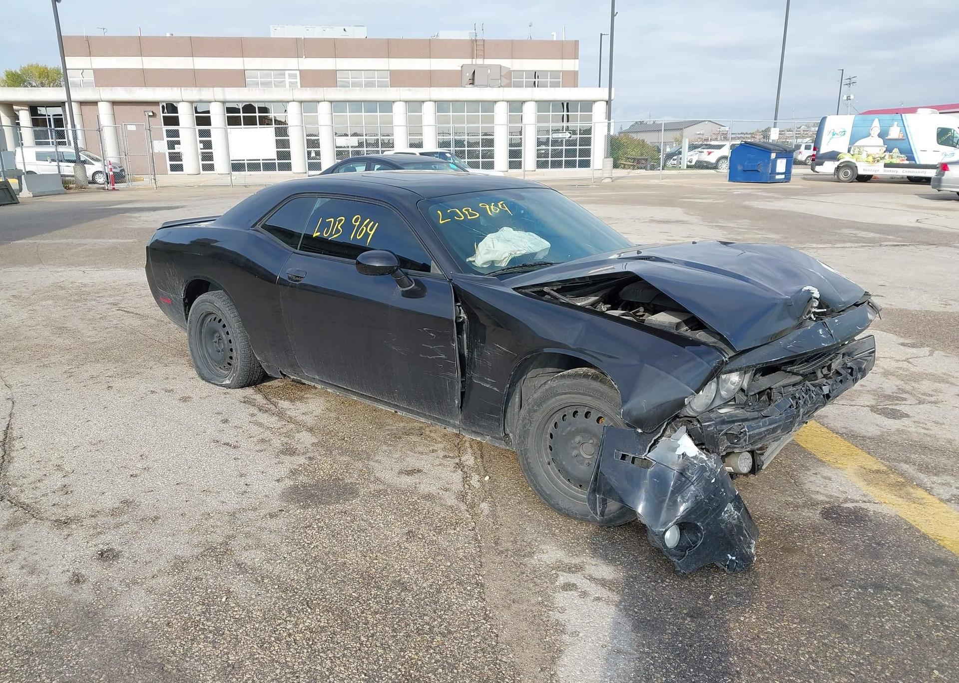 2011 DODGE CHALLENGER SE