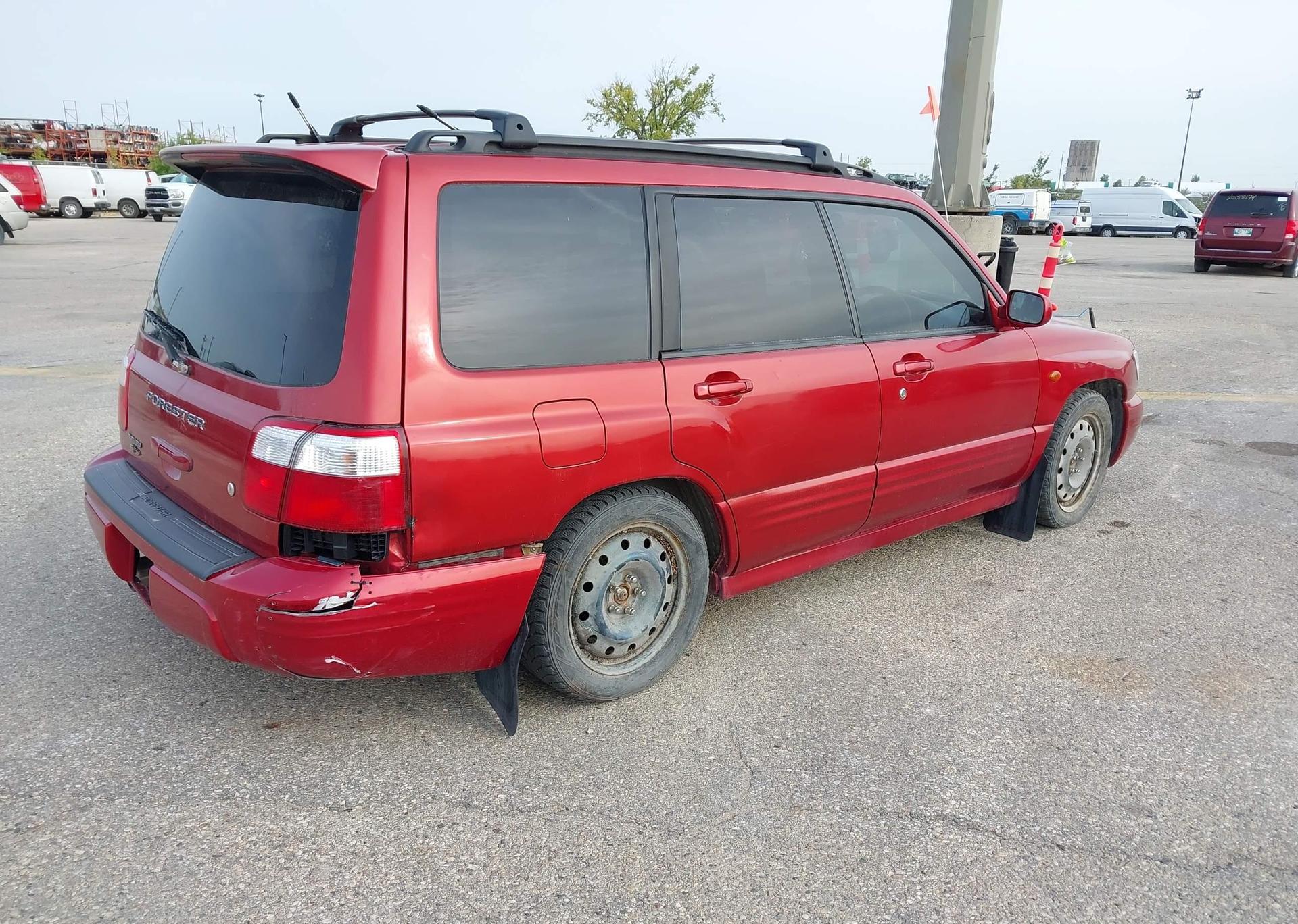 2000 SUBARU FORESTER S