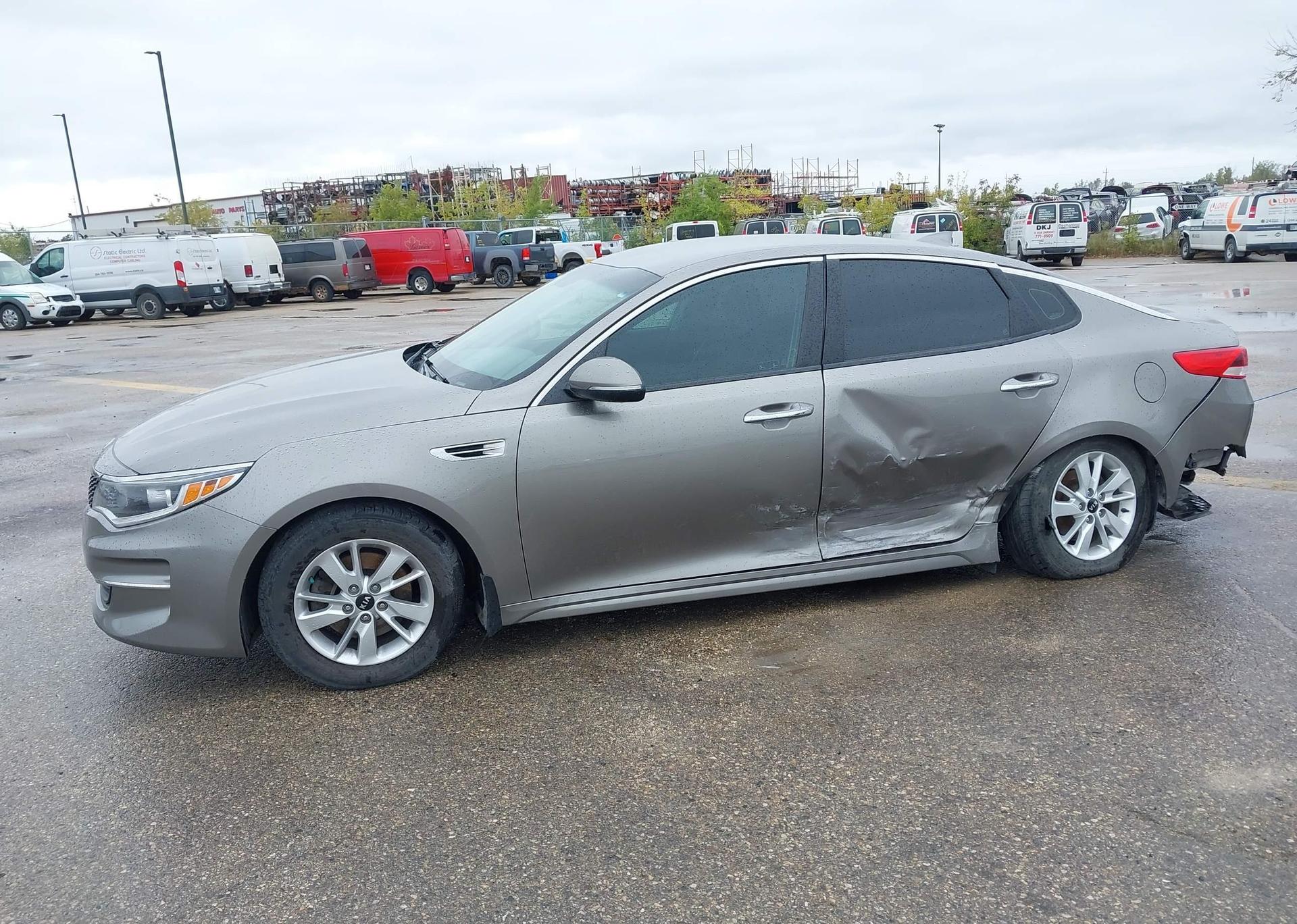 2016 KIA OPTIMA LX