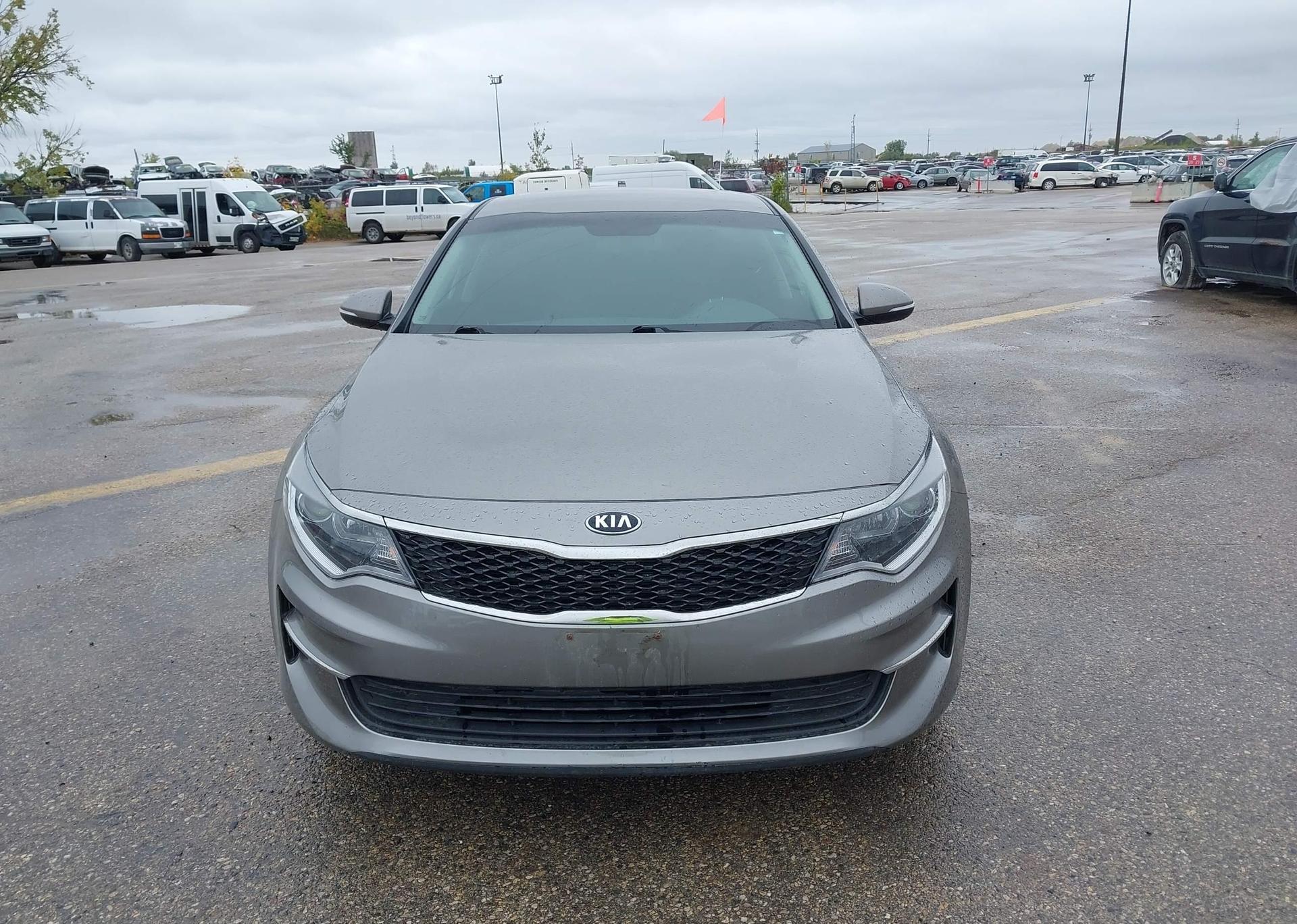2016 KIA OPTIMA LX