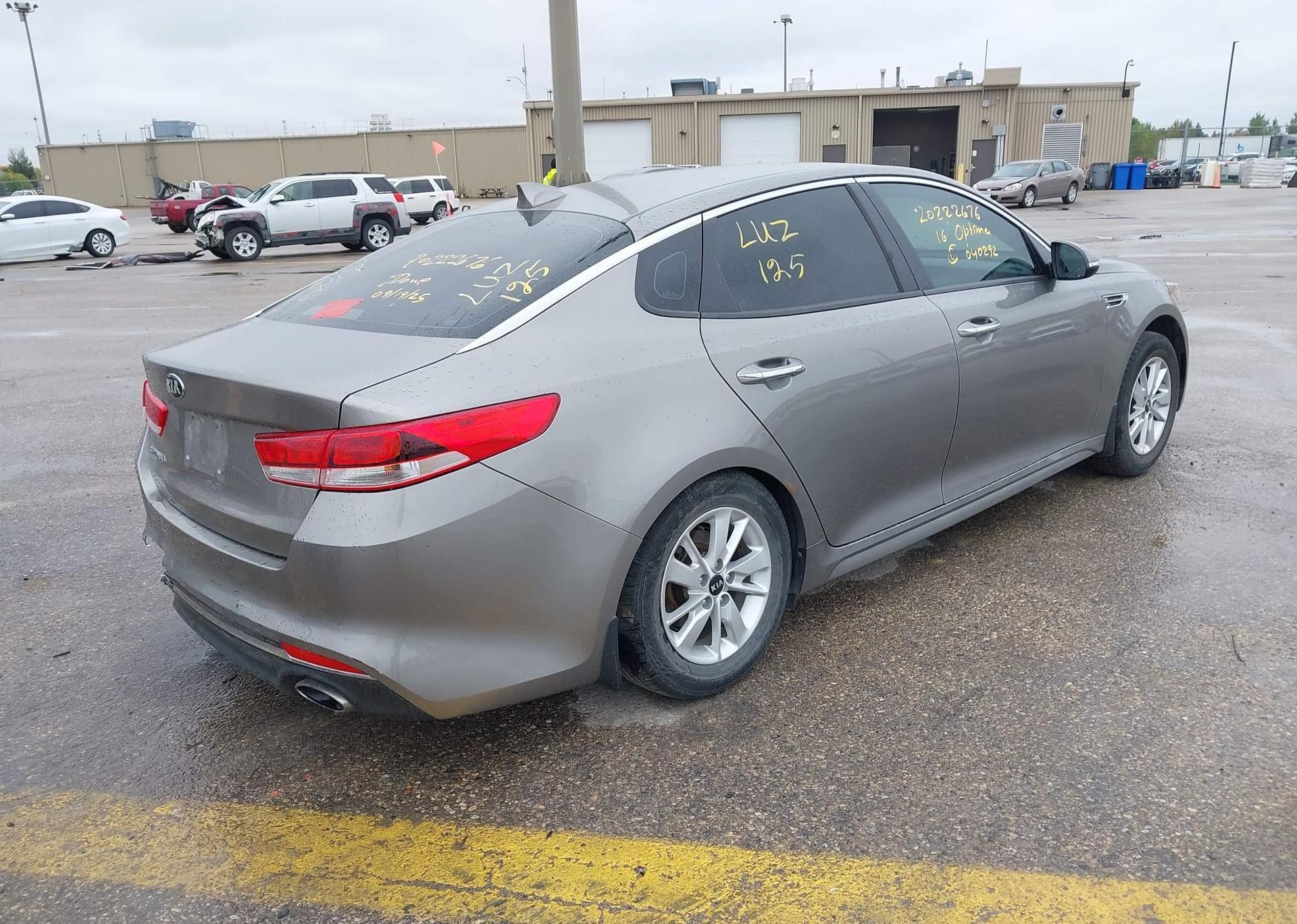 2016 KIA OPTIMA LX