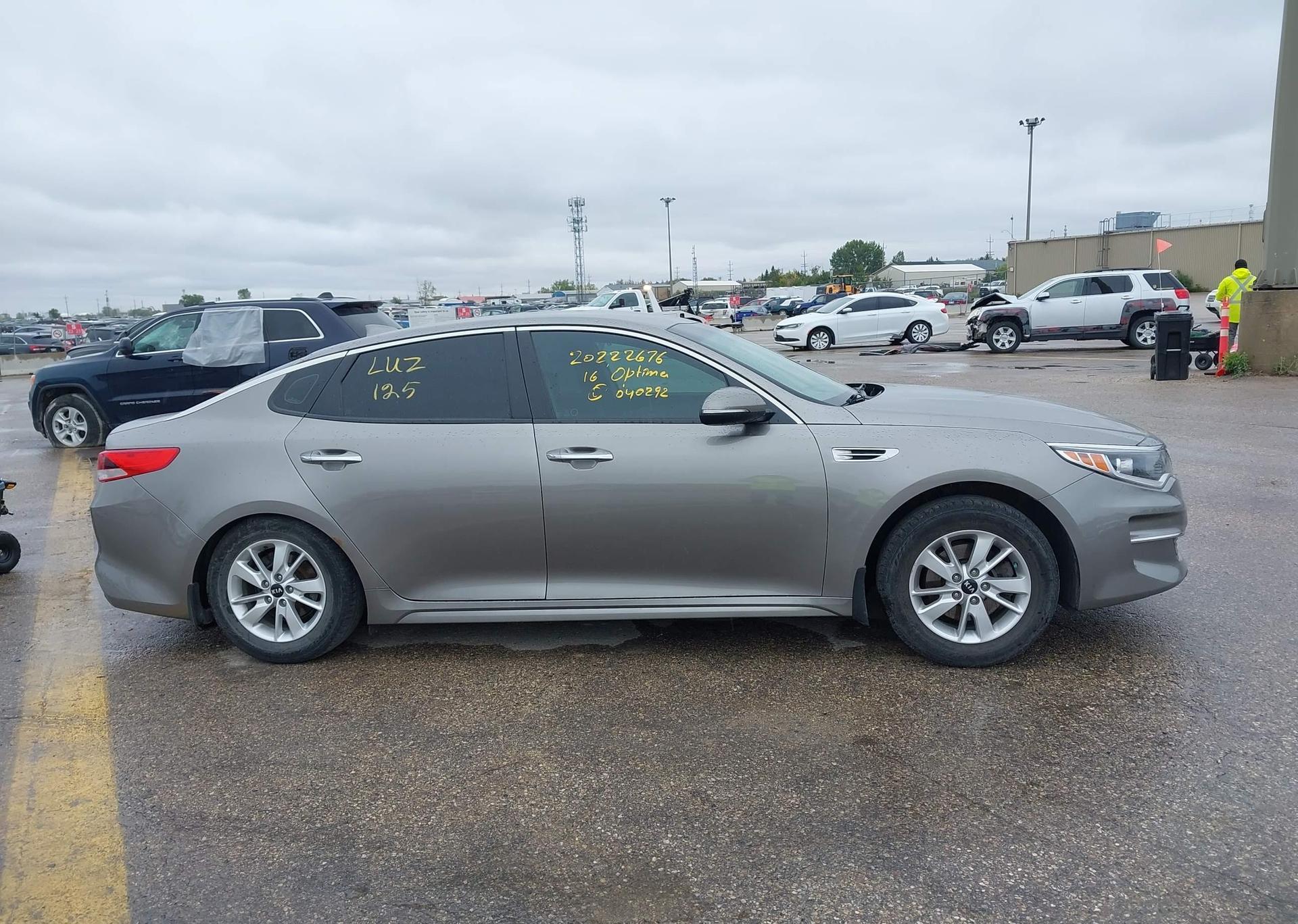 2016 KIA OPTIMA LX