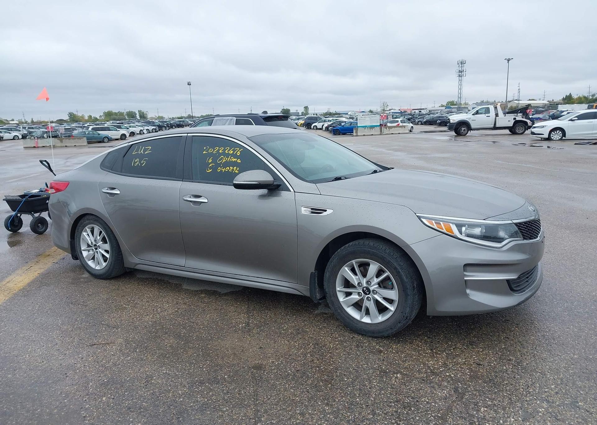 2016 KIA OPTIMA LX