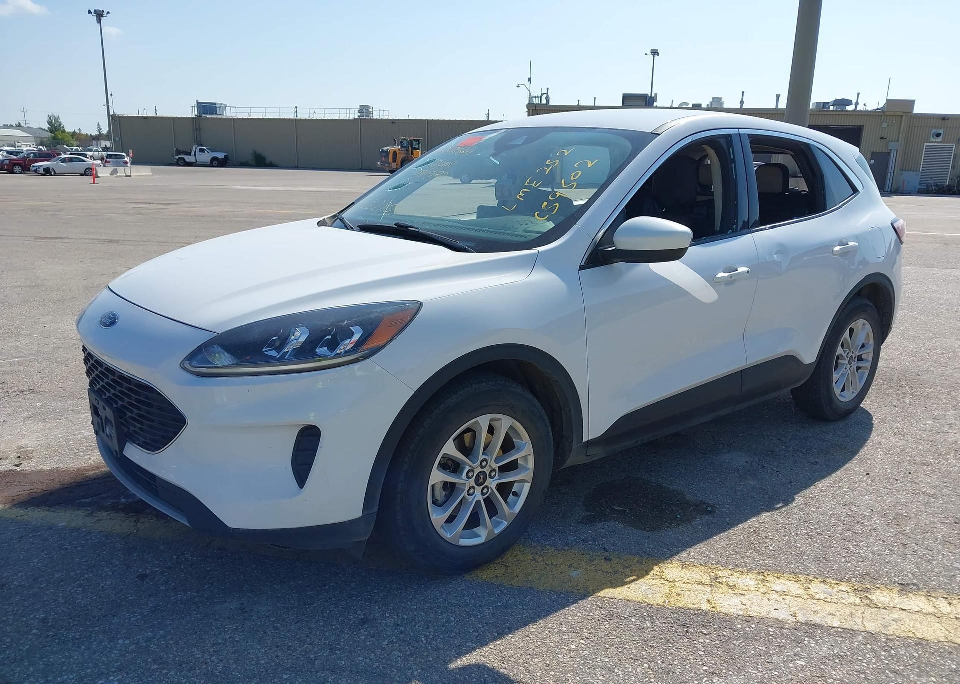 2020 FORD ESCAPE SE