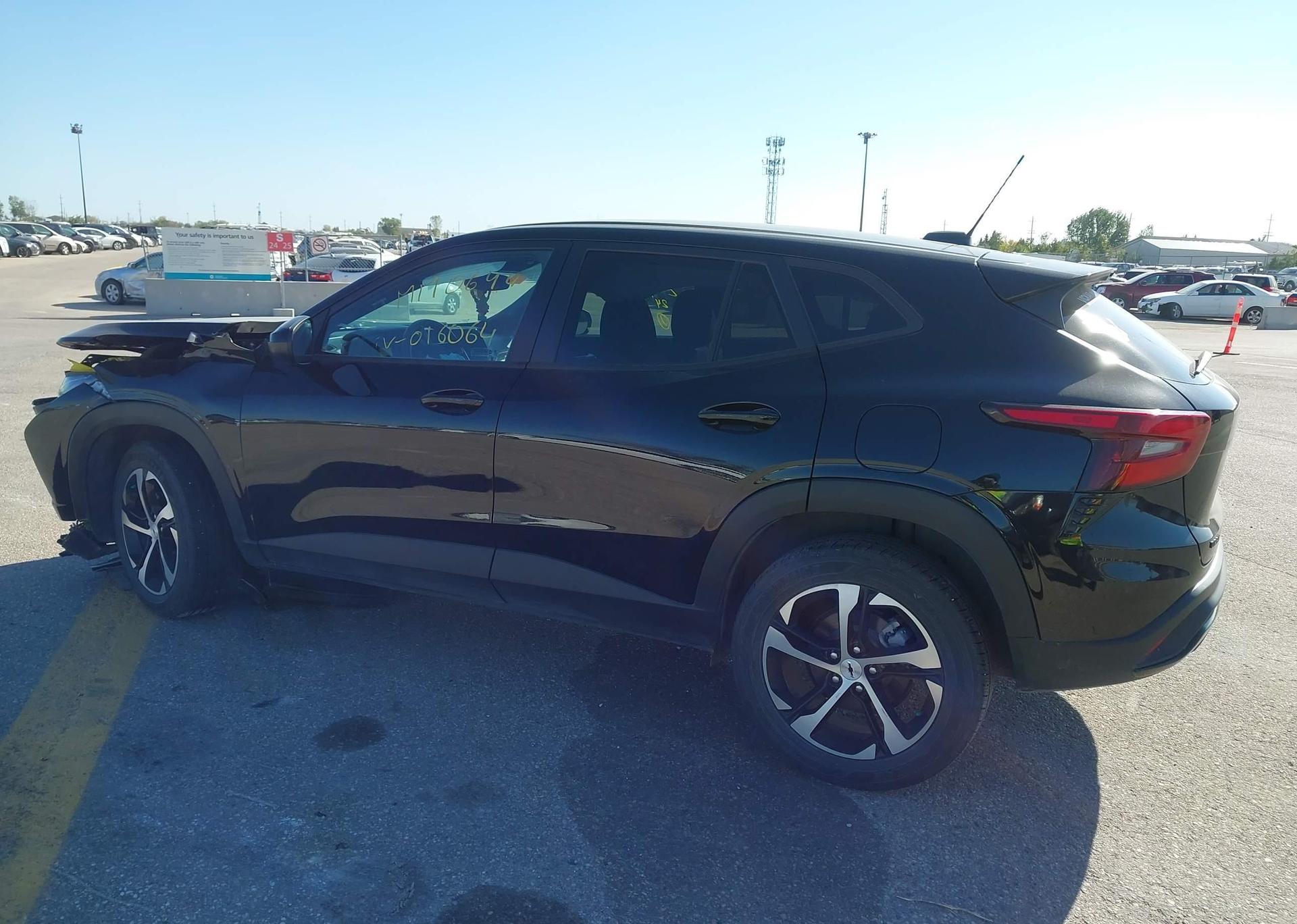 2024 CHEVROLET TRAX RS