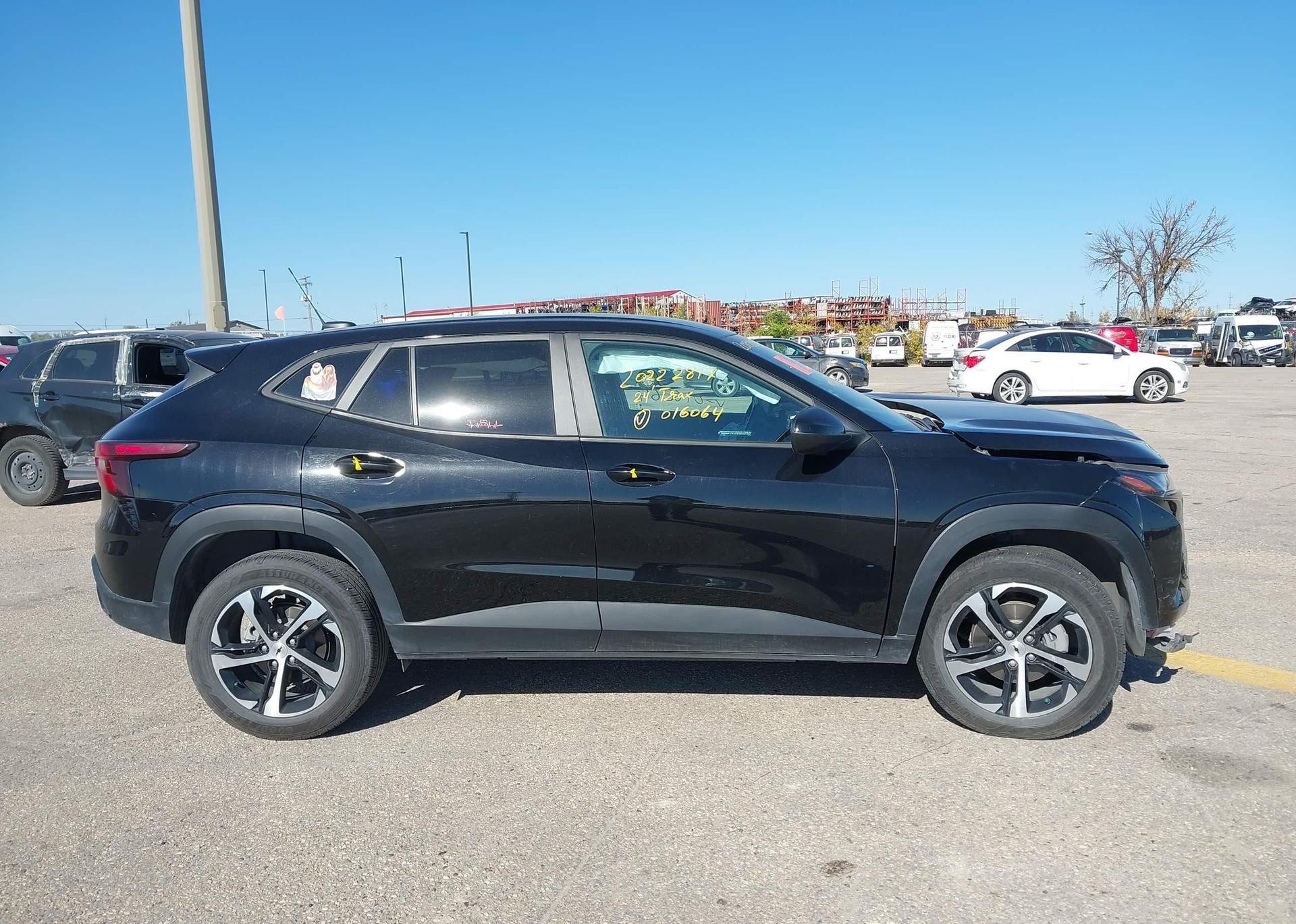 2024 CHEVROLET TRAX RS