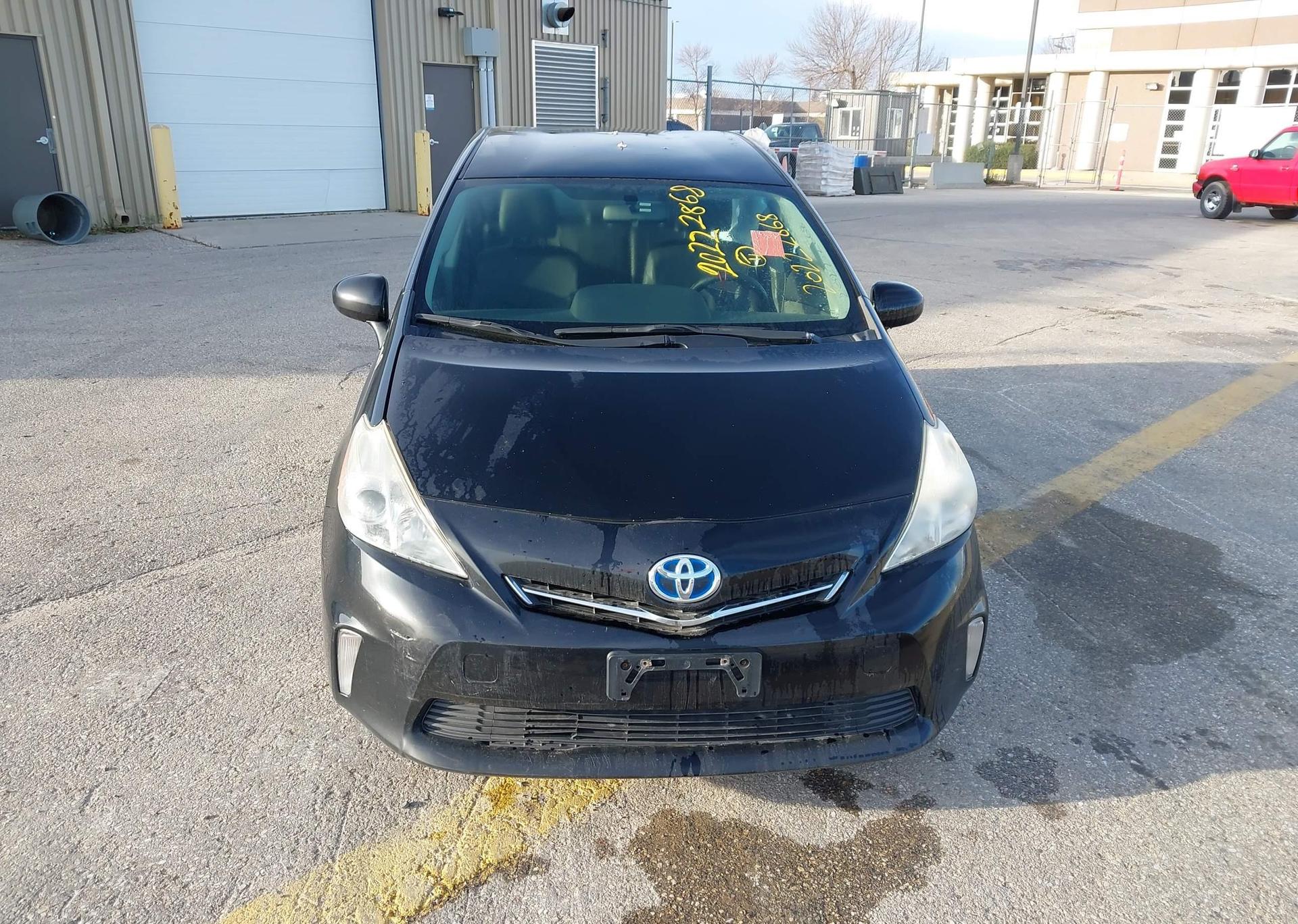 2012 TOYOTA PRIUS V
