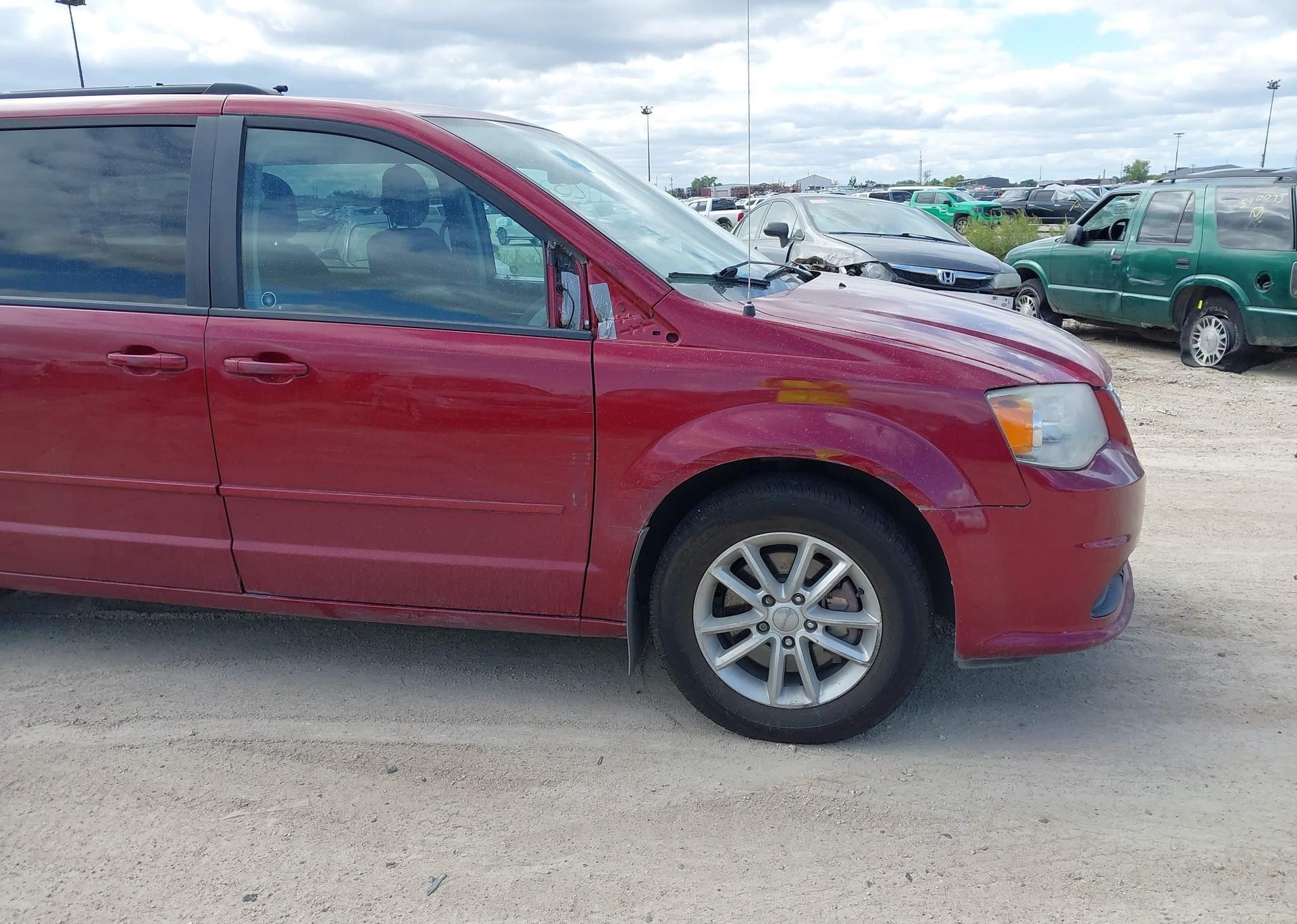 2016 DODGE GRAND CARAVAN SE